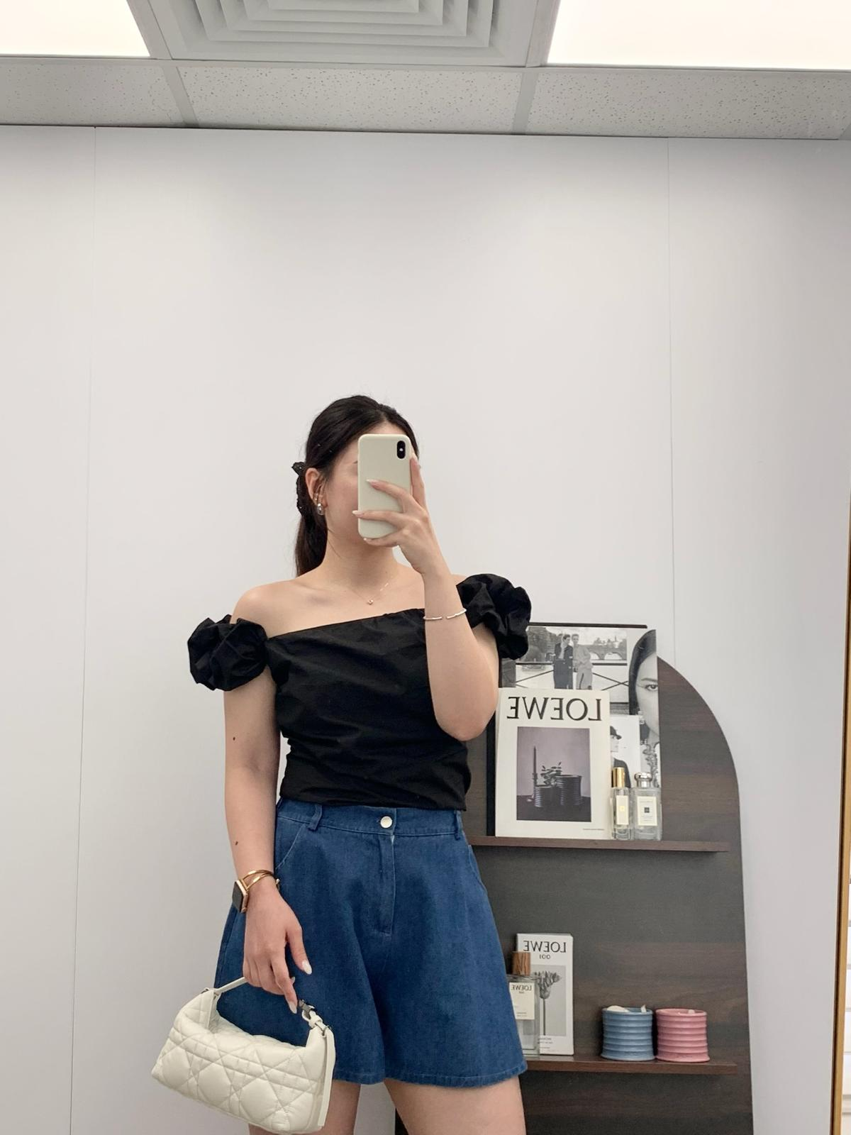 泡泡袖Off Shoulder上衣(黑色)