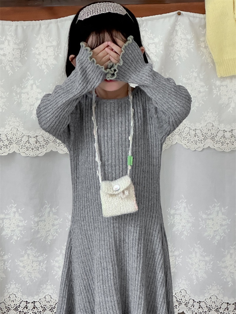 現貨110灰色｜軟綿綿女孩必備灰色捲捲長洋 𓂃  ＊薄款