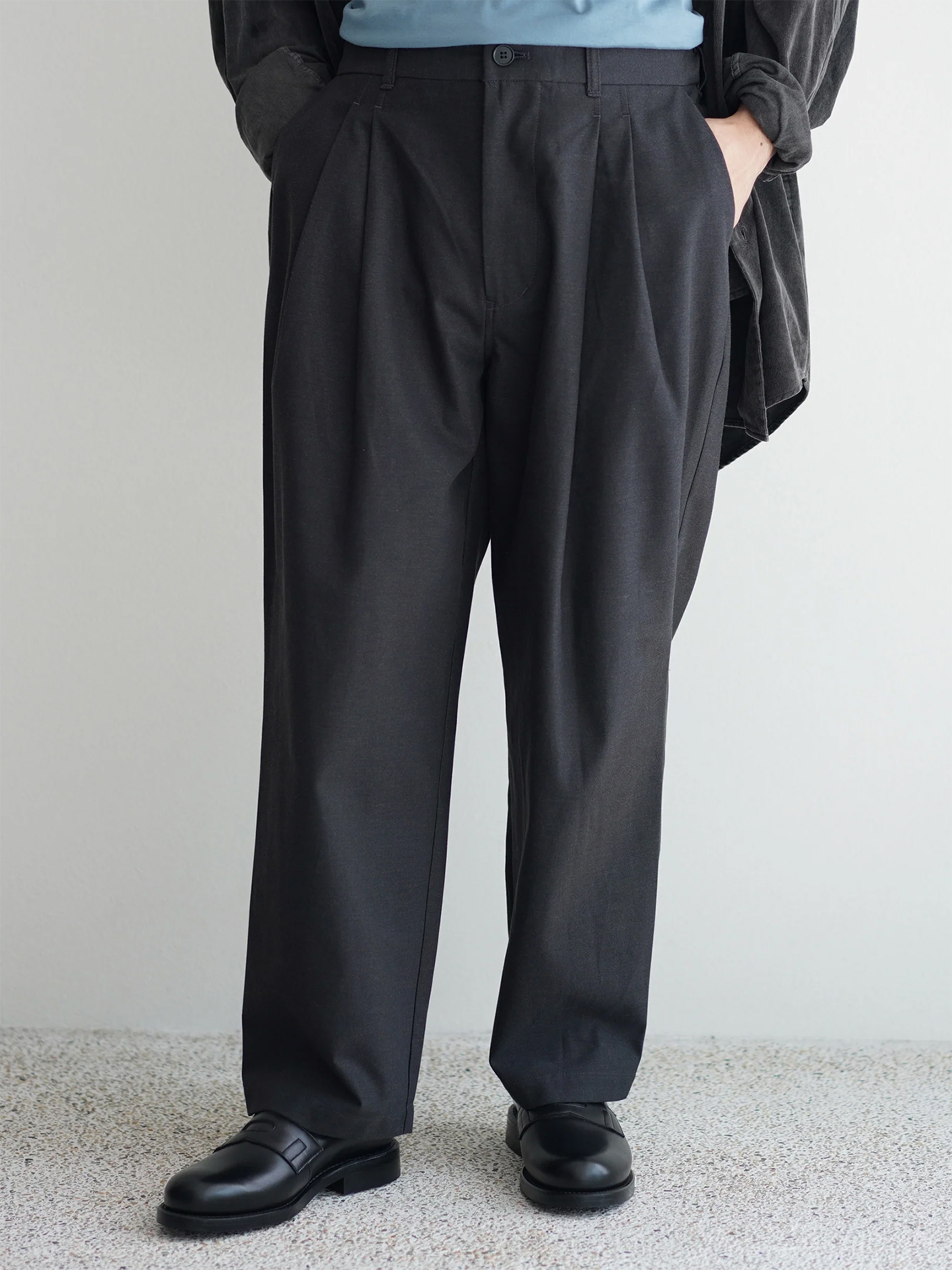 Still By Hand Deep Tuck Pressed Pants PT06253
