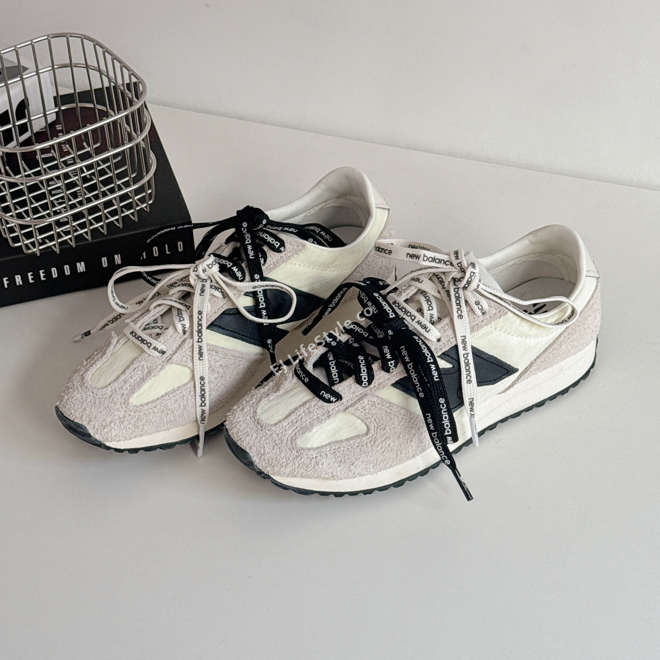 NEW BALANCE 471 NB 奶油白黑 米白 米灰 張員瑛同款 男女鞋 U471AM / 現+調