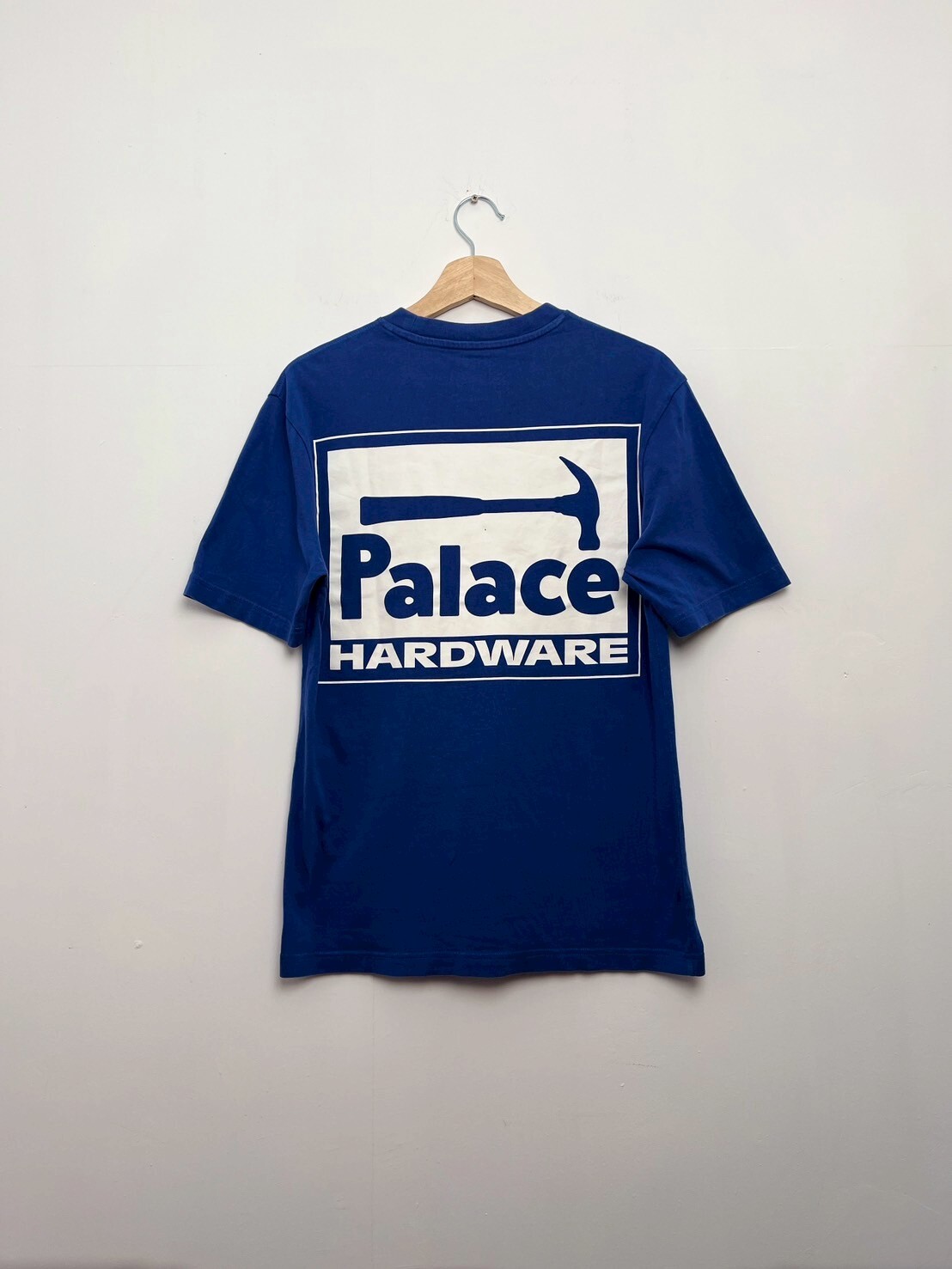 PALACE HARDWARE T-SHIRT SIZE S