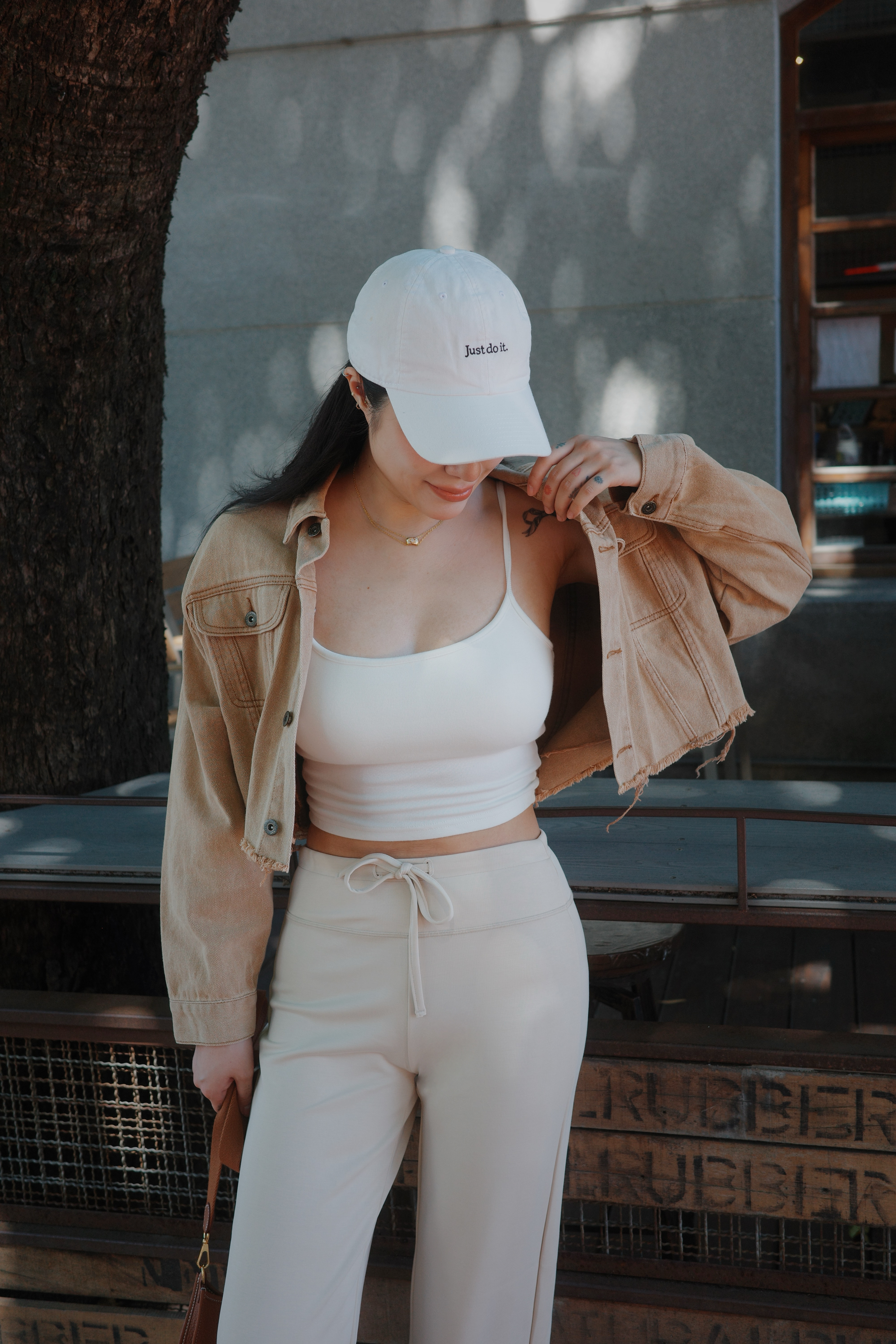 （現貨）泰拉團購限定細肩短版Bratop T01-白