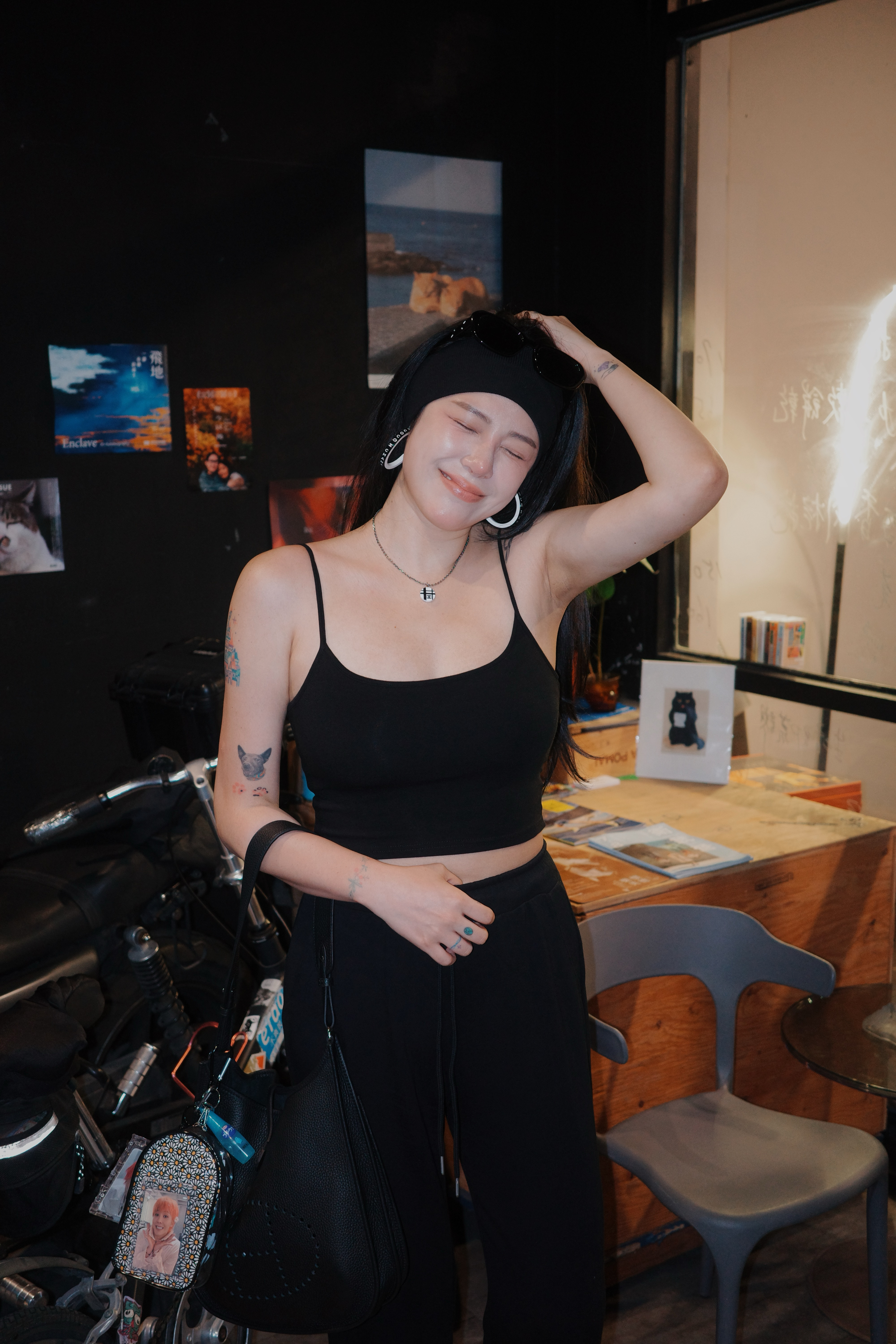 （現貨）泰拉團購限定細肩短版Bratop T02-黑