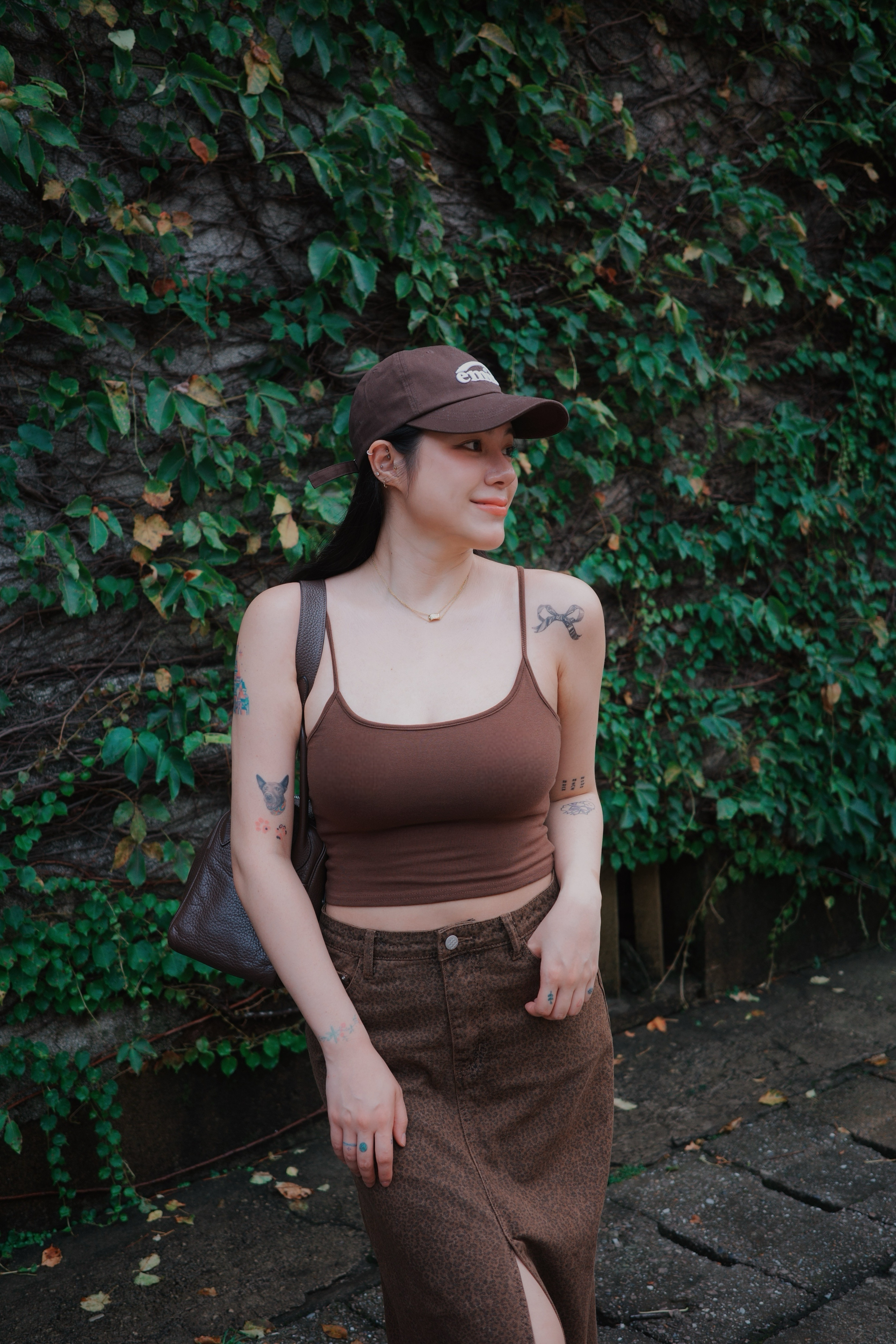 （現貨）泰拉團購限定細肩短版Bratop T07-咖