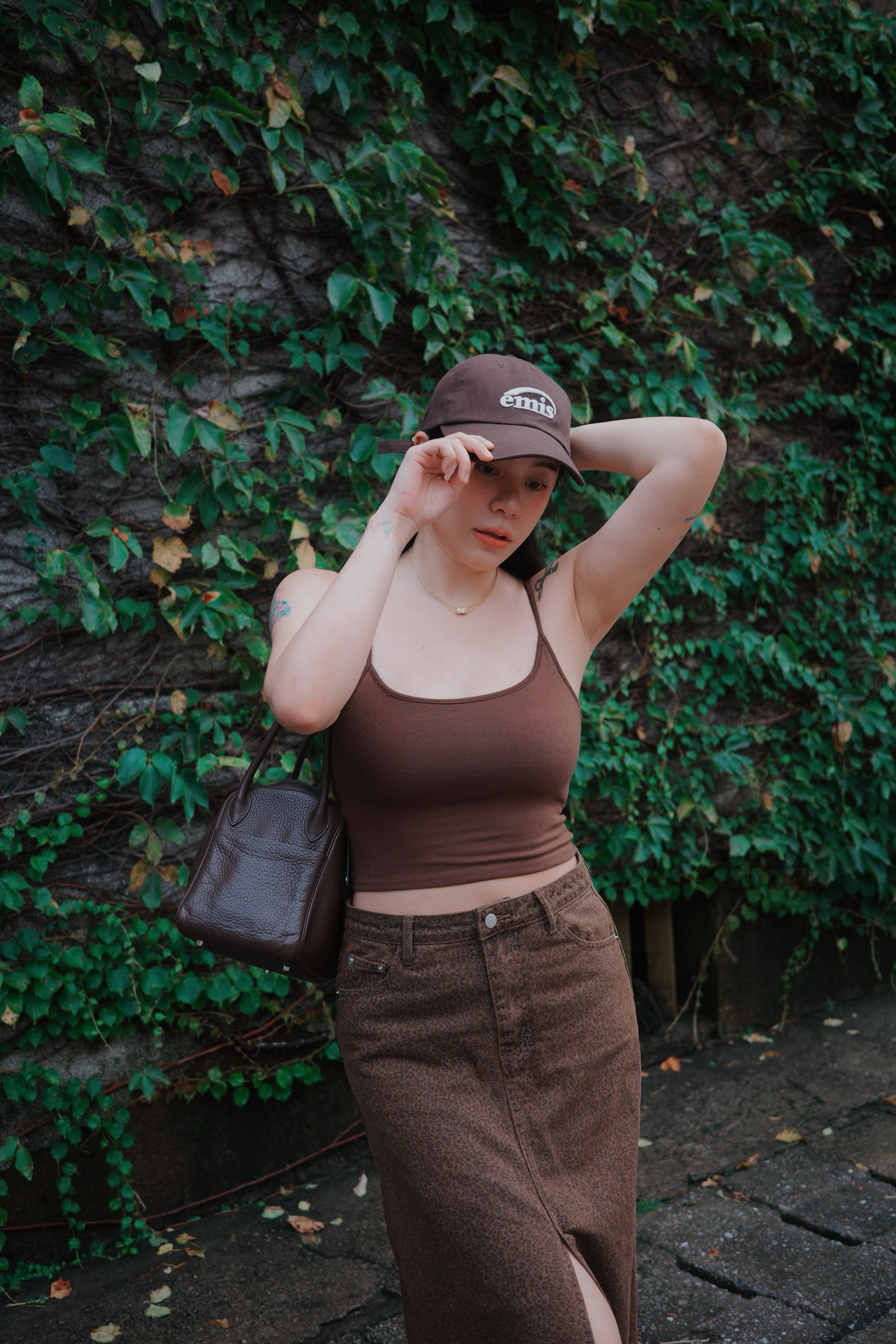 （現貨）泰拉團購限定細肩短版Bratop T07-咖