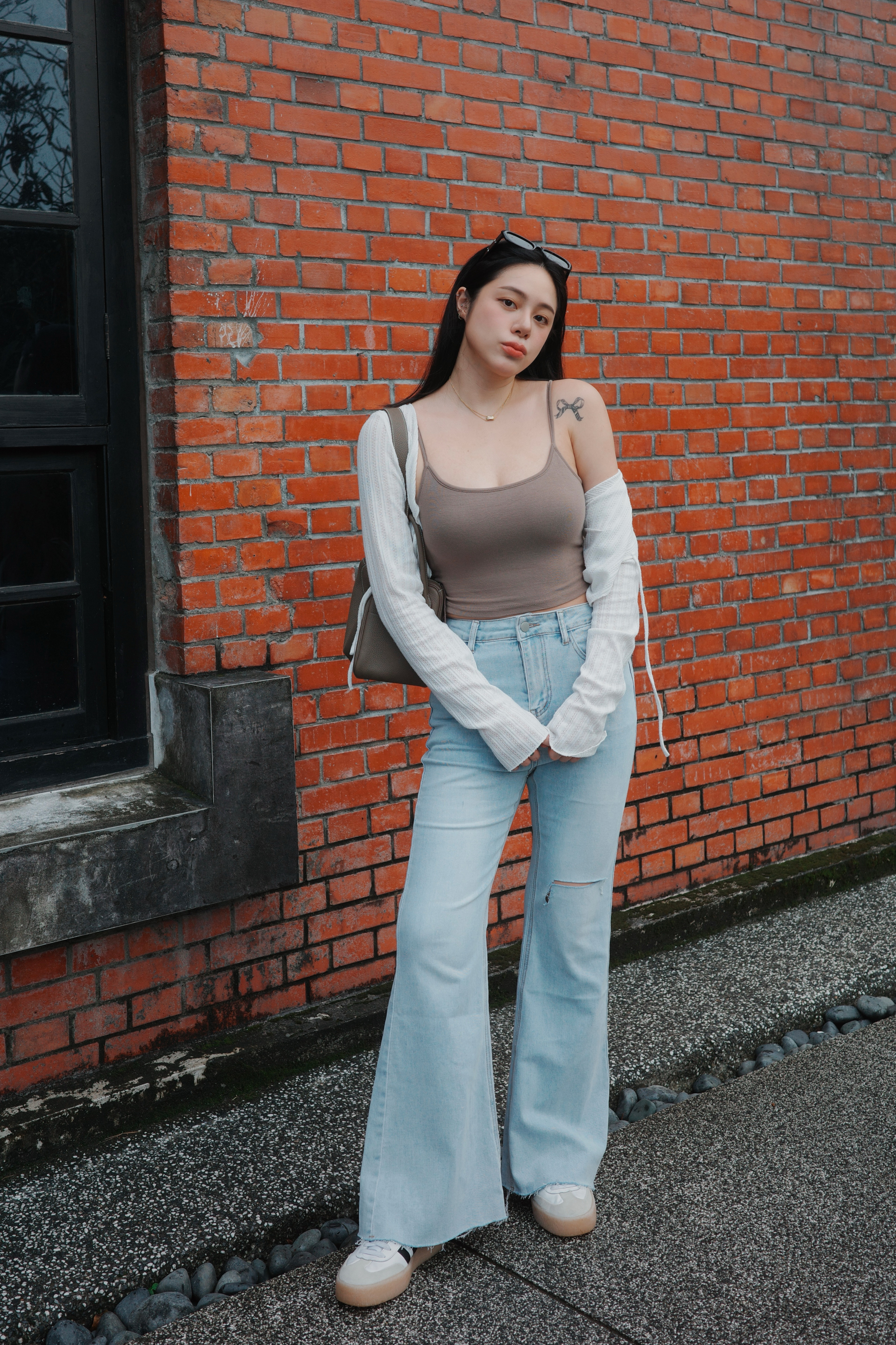 （現貨）泰拉團購限定細肩短版Bratop T08-可可