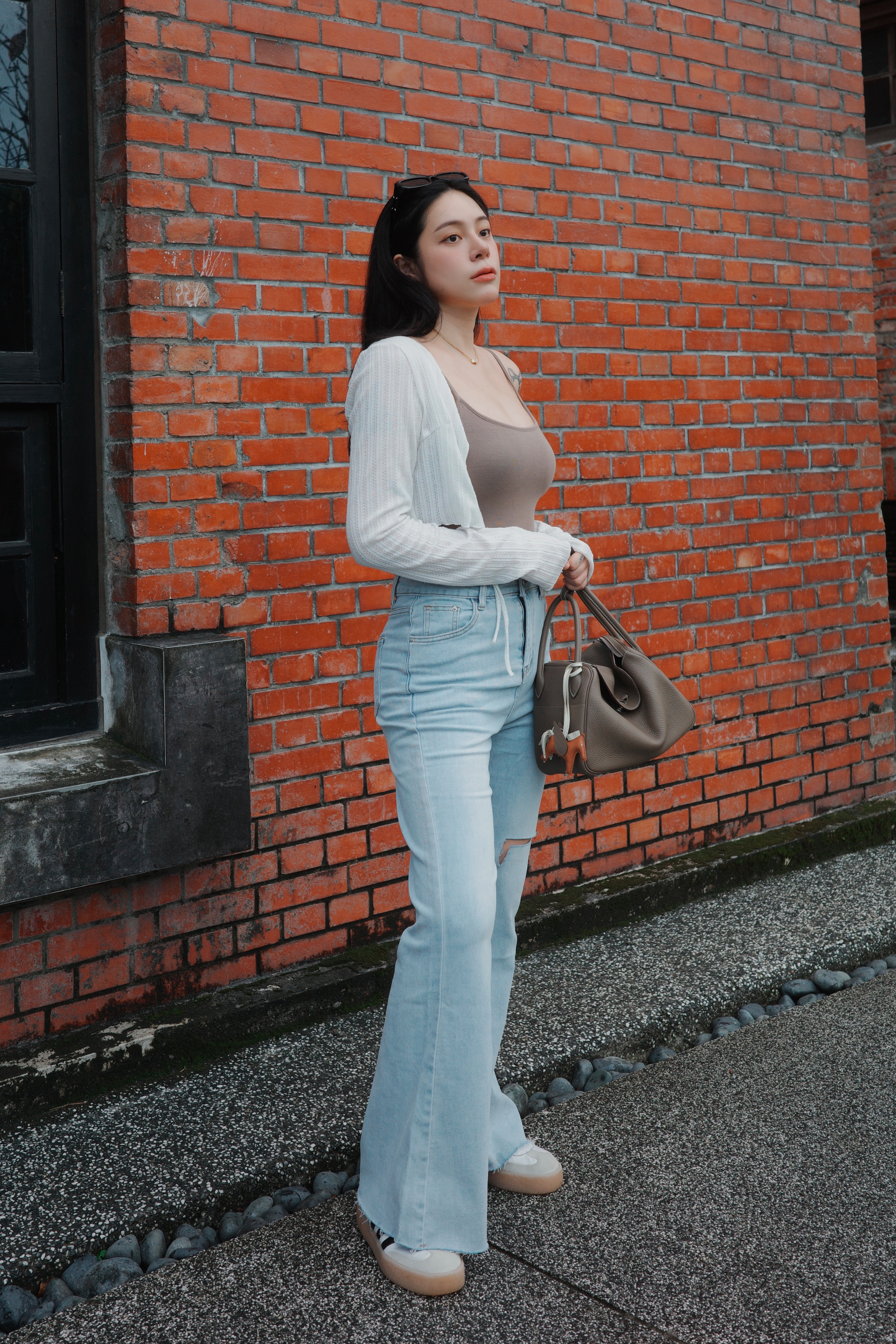 （現貨）泰拉團購限定細肩短版Bratop T08-可可