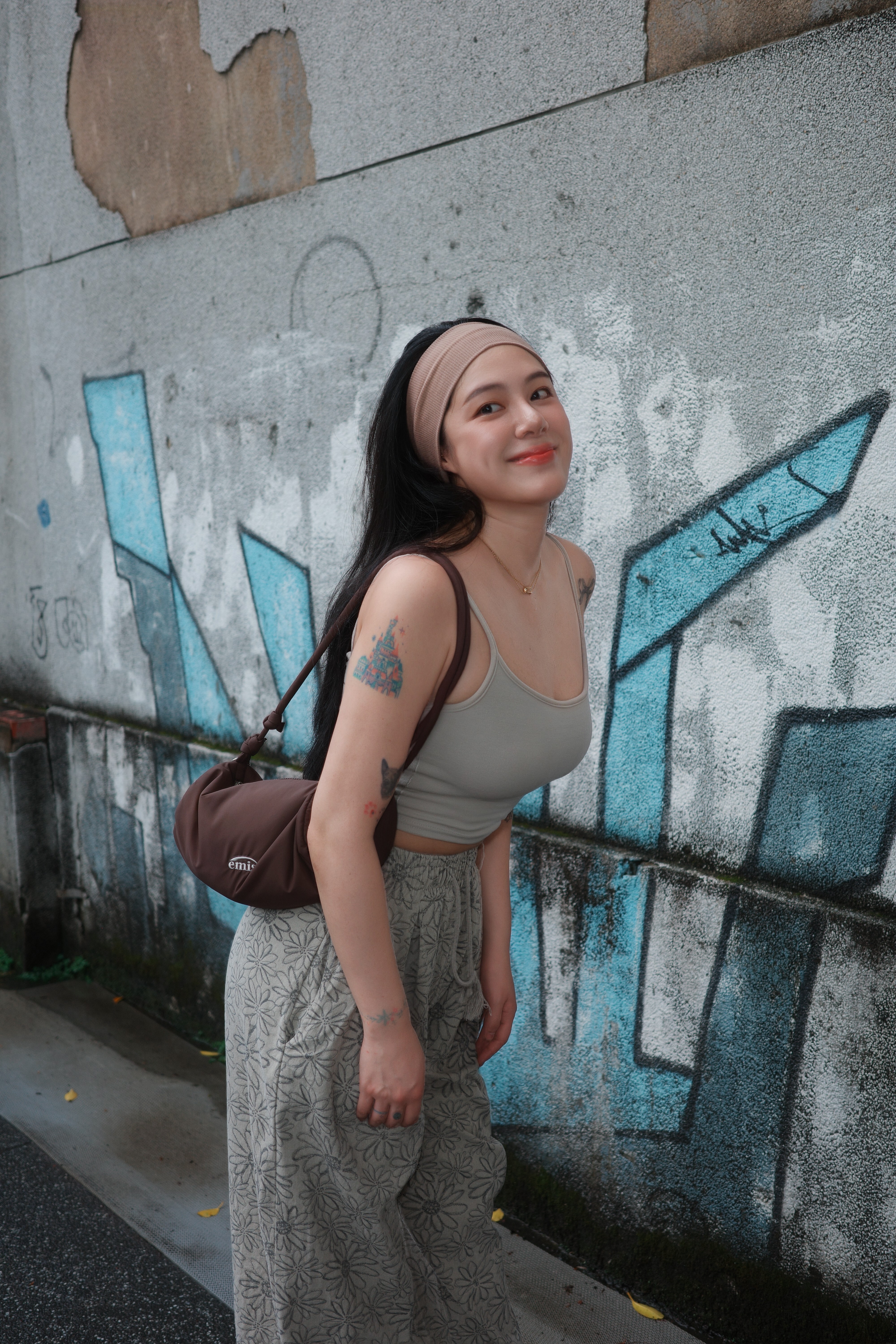 （現貨）泰拉團購限定細肩短版Bratop T10-杏