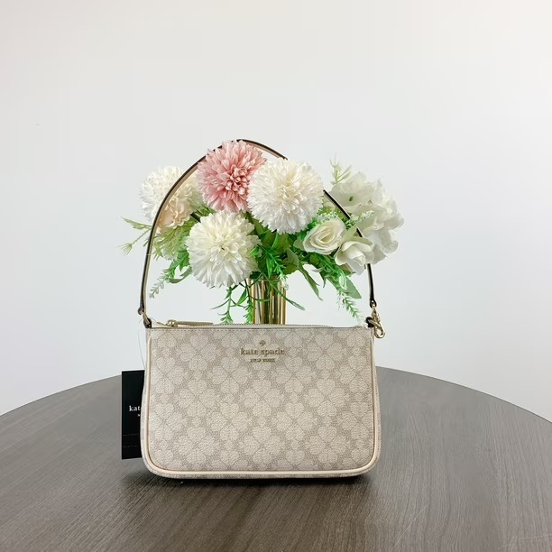 [S] KATE SPADE DARK BEIGE KI378 SPADE FLOWER SPADE FLOWER PVC, 196021502361 (SKS1633)