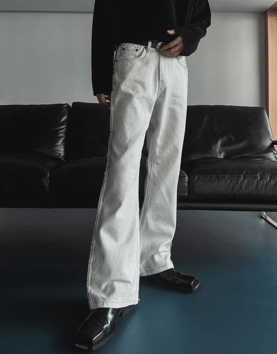 仿舊水洗縫線喇叭牛仔褲