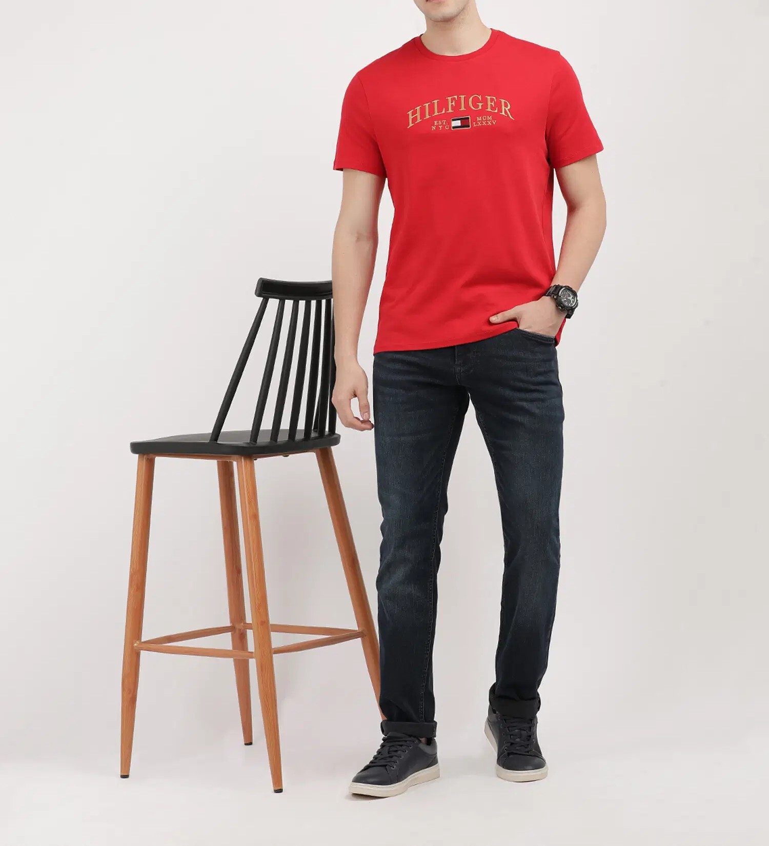 [S] TOMMY HILFIGER TOMMY HILFIGER EMBROIDERED HILIFIGER GRAPHIC T-SHIRT,RED, 78JB307-600 (STH1115)