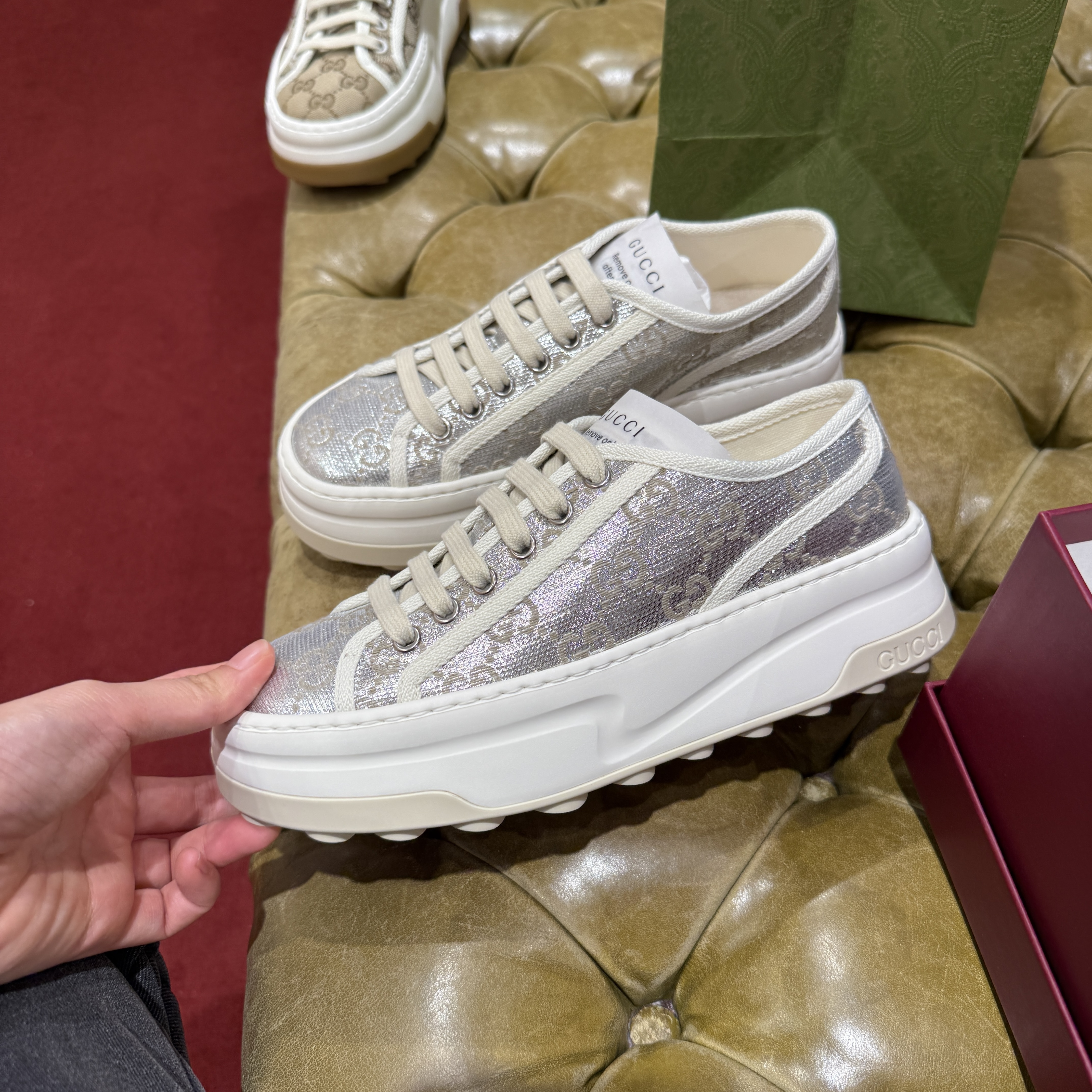 Gucci tennis sneakers silver