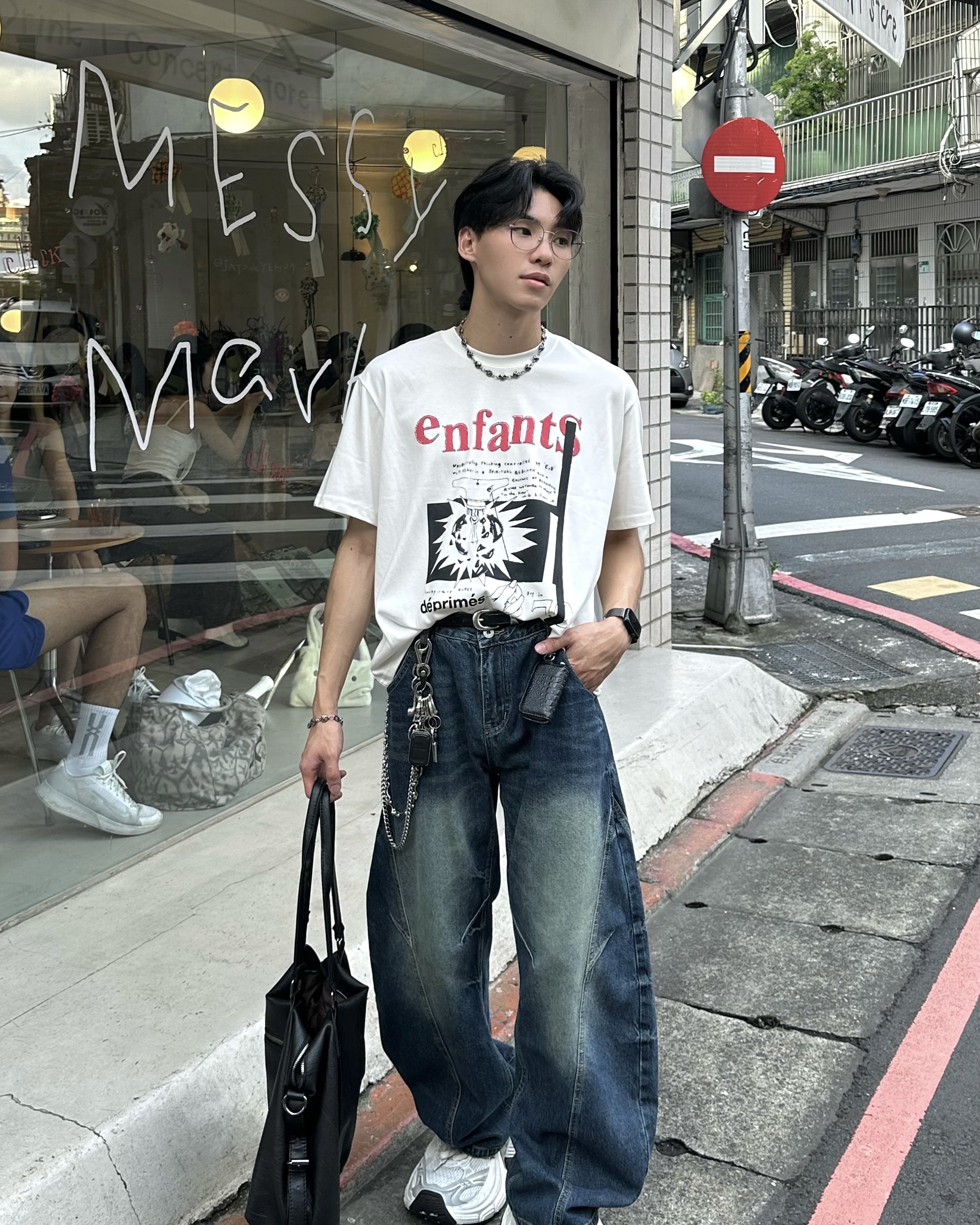 𝐇·𝐓·𝐒 韓國 BOXY 短版 entrants 字母撞色 圖案 寬短 上衣 短袖