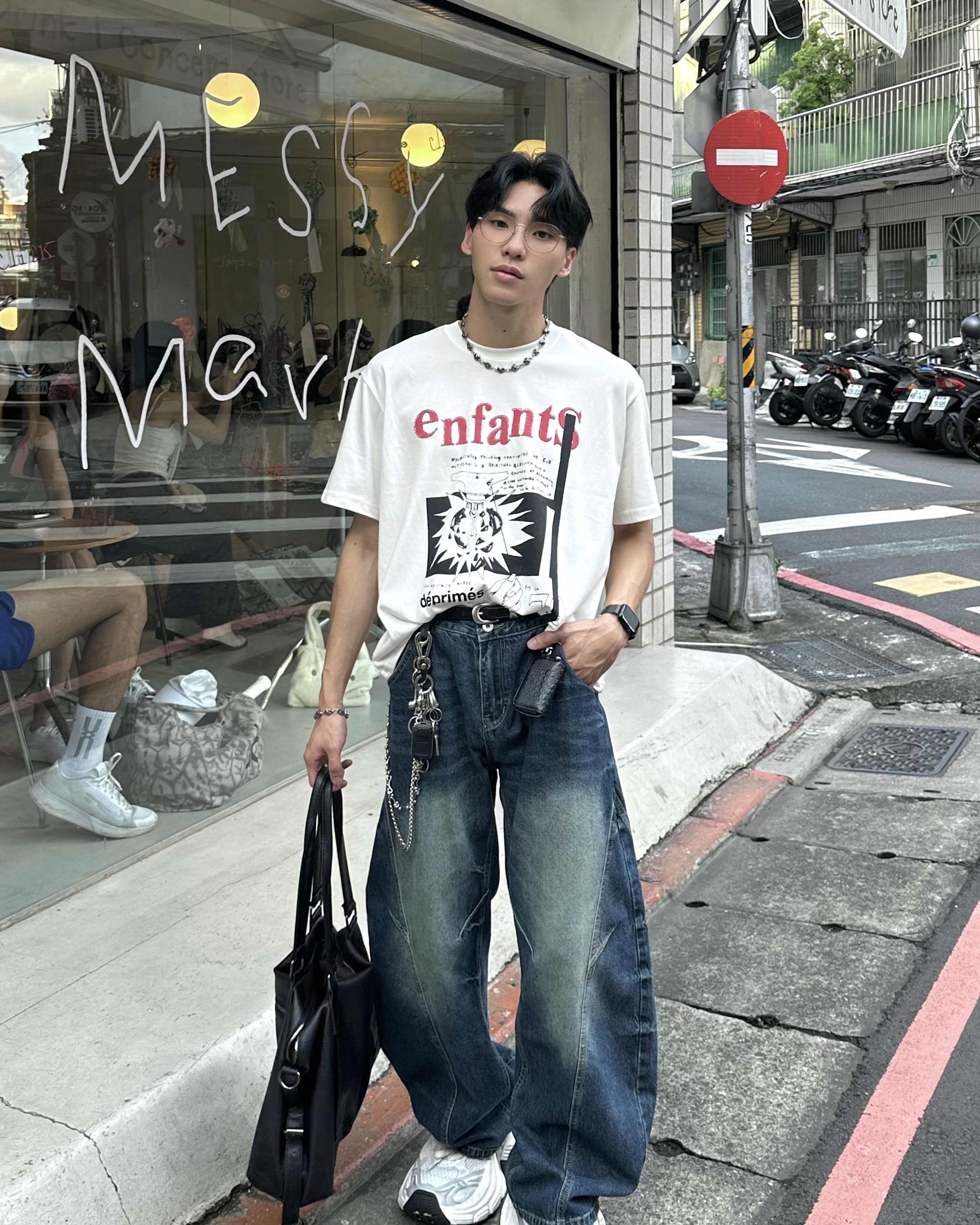 𝐇·𝐓·𝐒 韓國 BOXY 短版 entrants 字母撞色 圖案 寬短 上衣 短袖