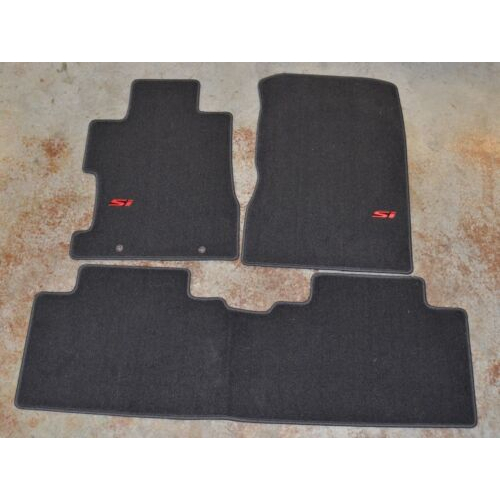 HONDA 美國原廠選配腳踏墊CIVIC9 SI (83600-TR7-A01ZA)