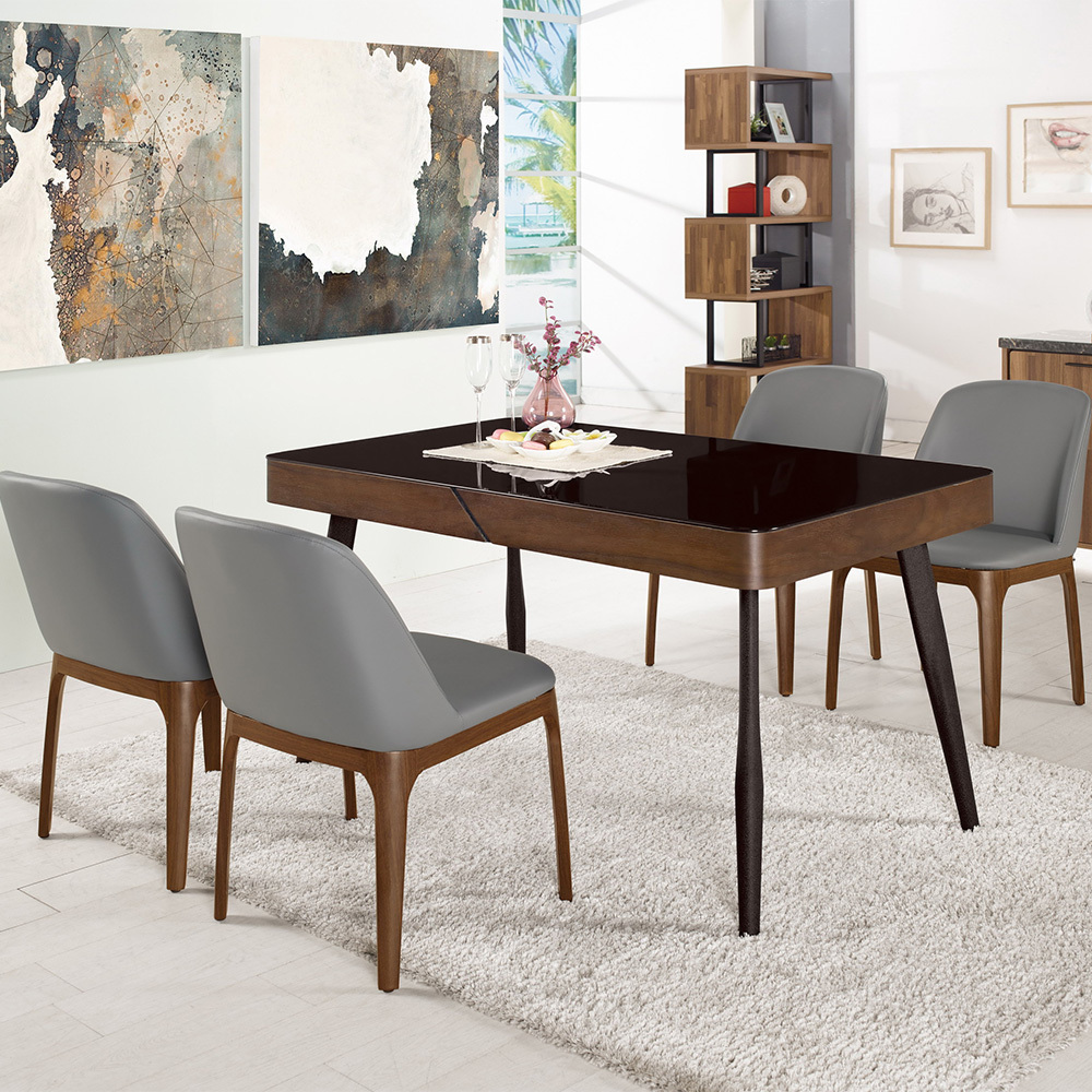 維德4.5尺黑色玻璃餐桌椅組(一桌四椅)