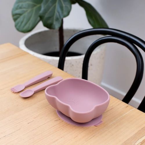 嬰幼兒餐具推薦食用級矽膠材質