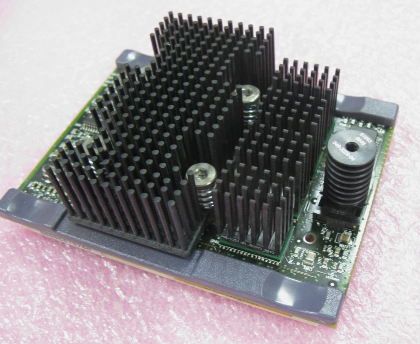 501-50900000XIN2 Sun Ultra 10 CPU Ultrasparc lli 模組 333HZ 2MB Cache (翻新)