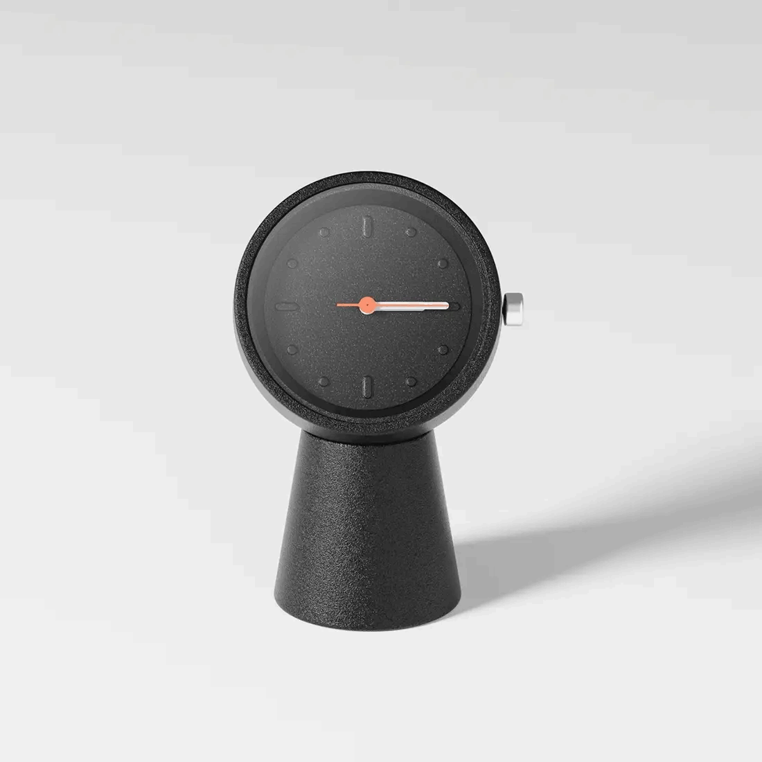 no.30-立刻-桌鐘,以鋅合金製作的桌鐘,小巧適合擺放各處不佔空間。