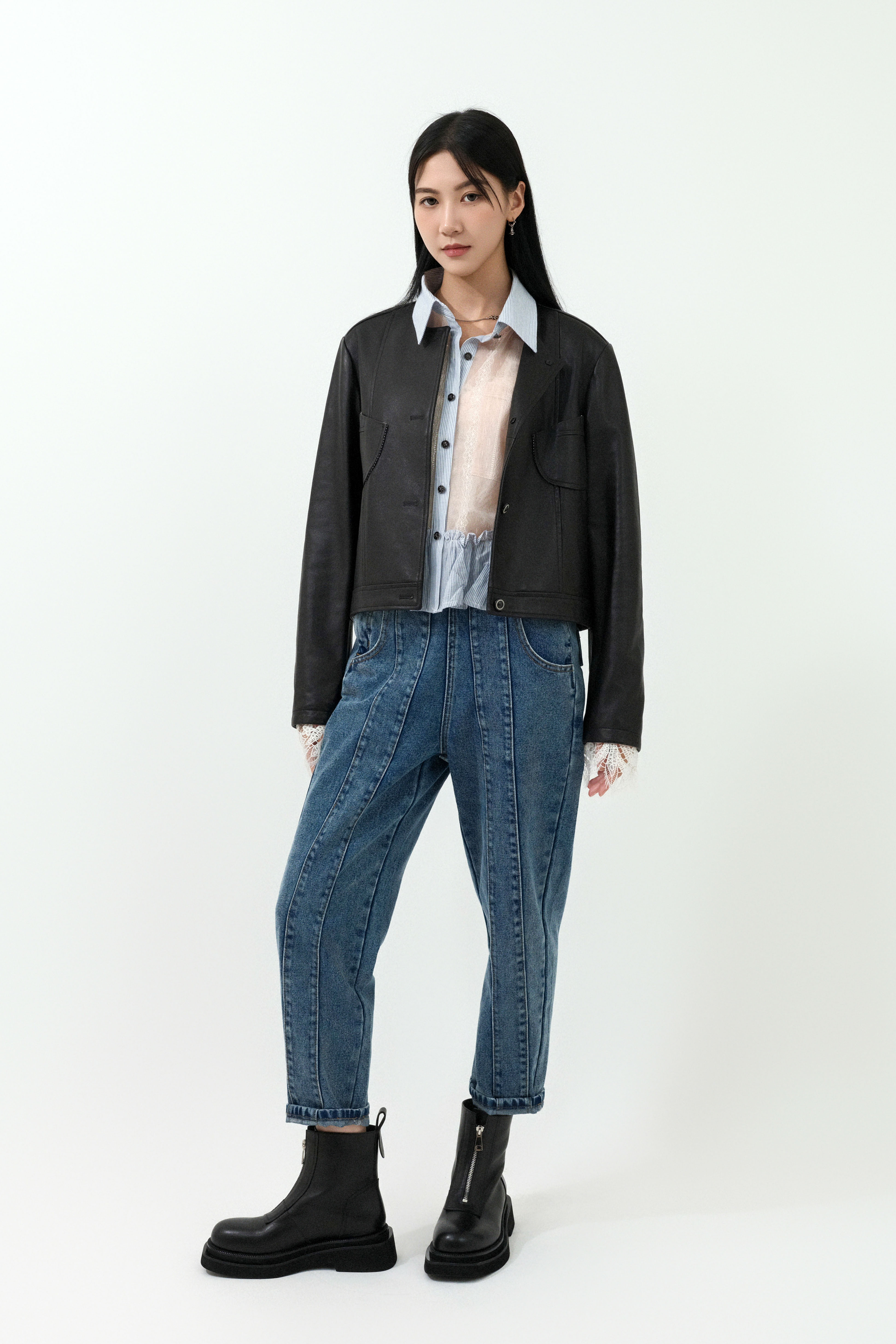 FW25_0005（皮褸＋上衣＋牛仔褲）