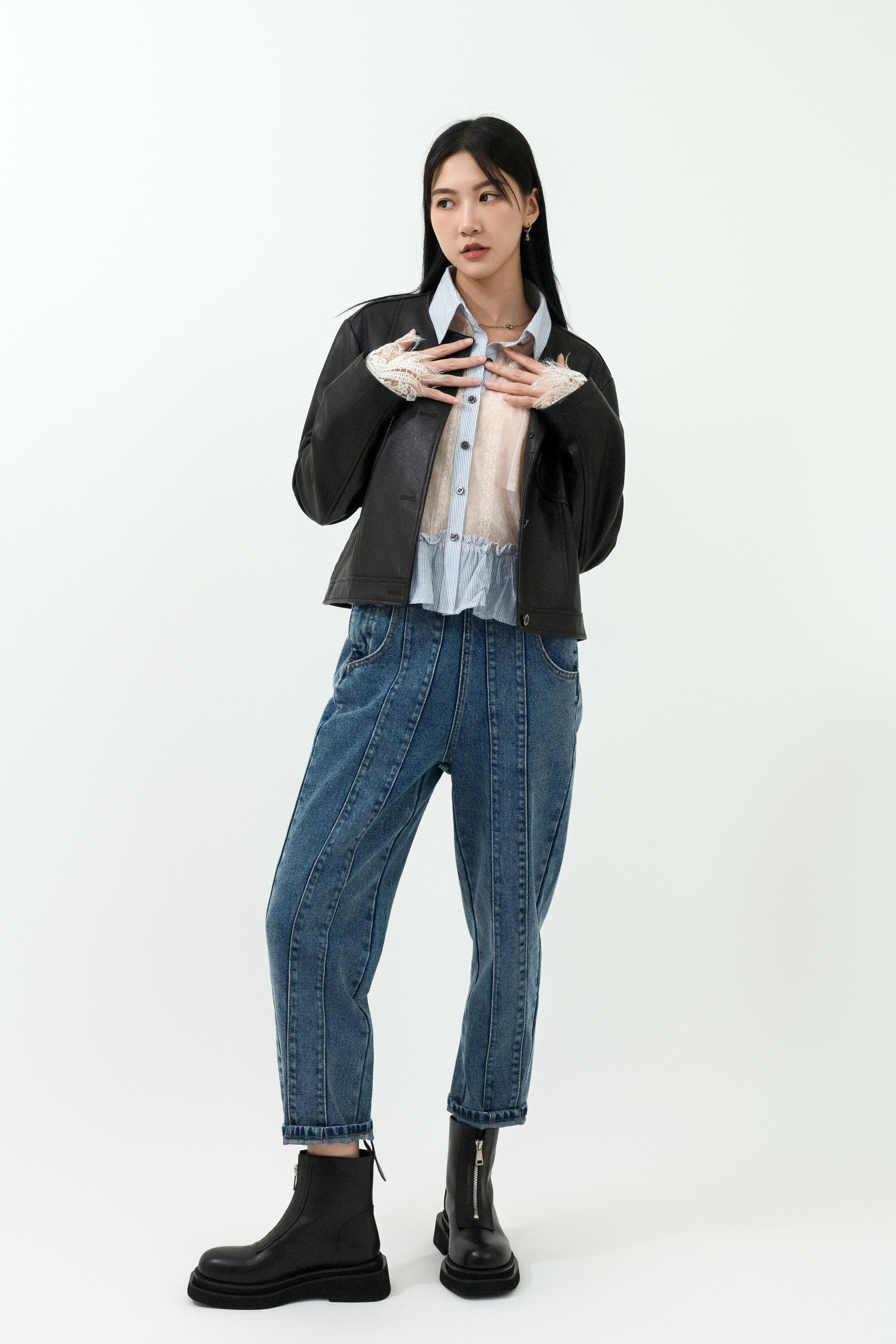 FW25_0005（皮褸＋上衣＋牛仔褲）