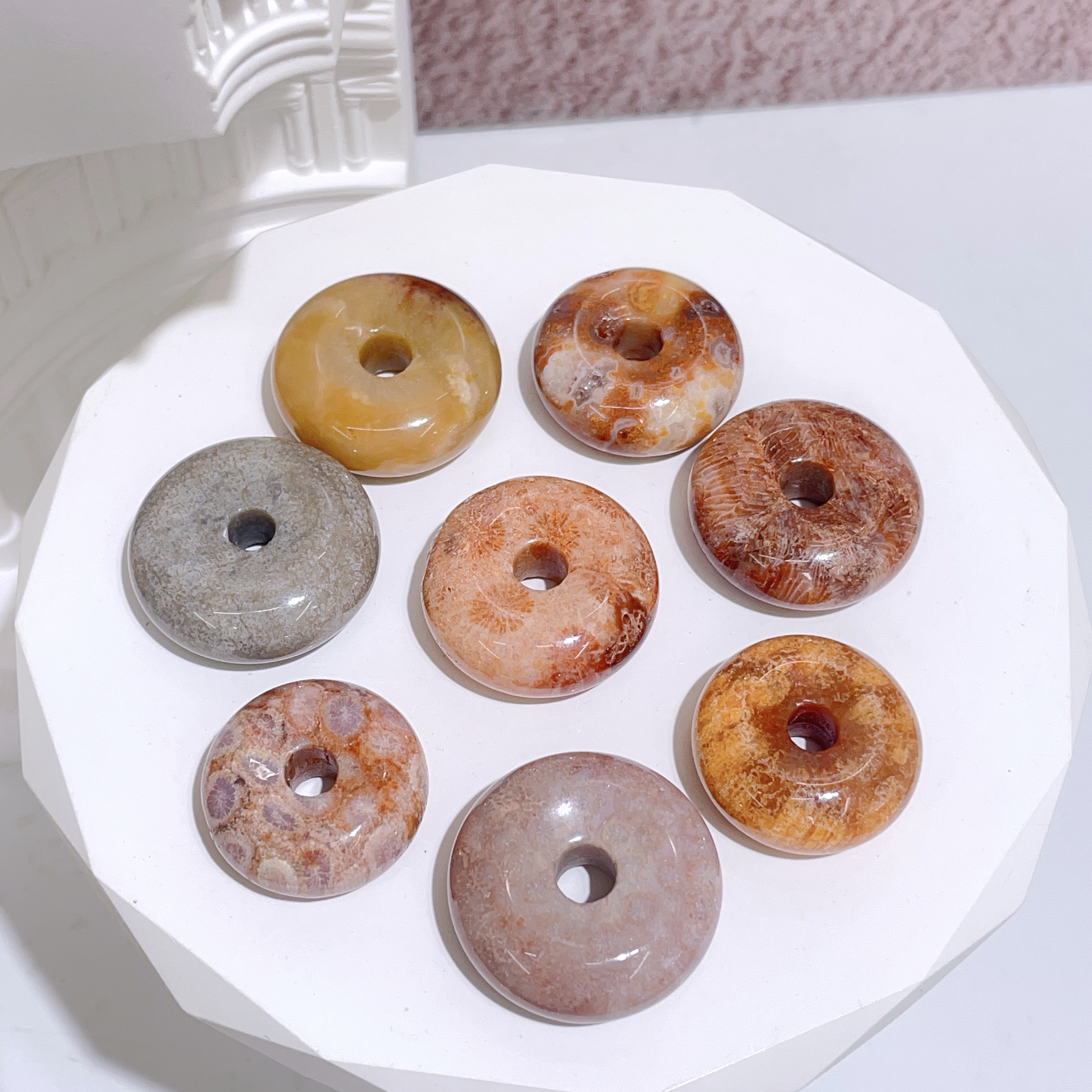 彩珊瑚玉平安扣～買一送一