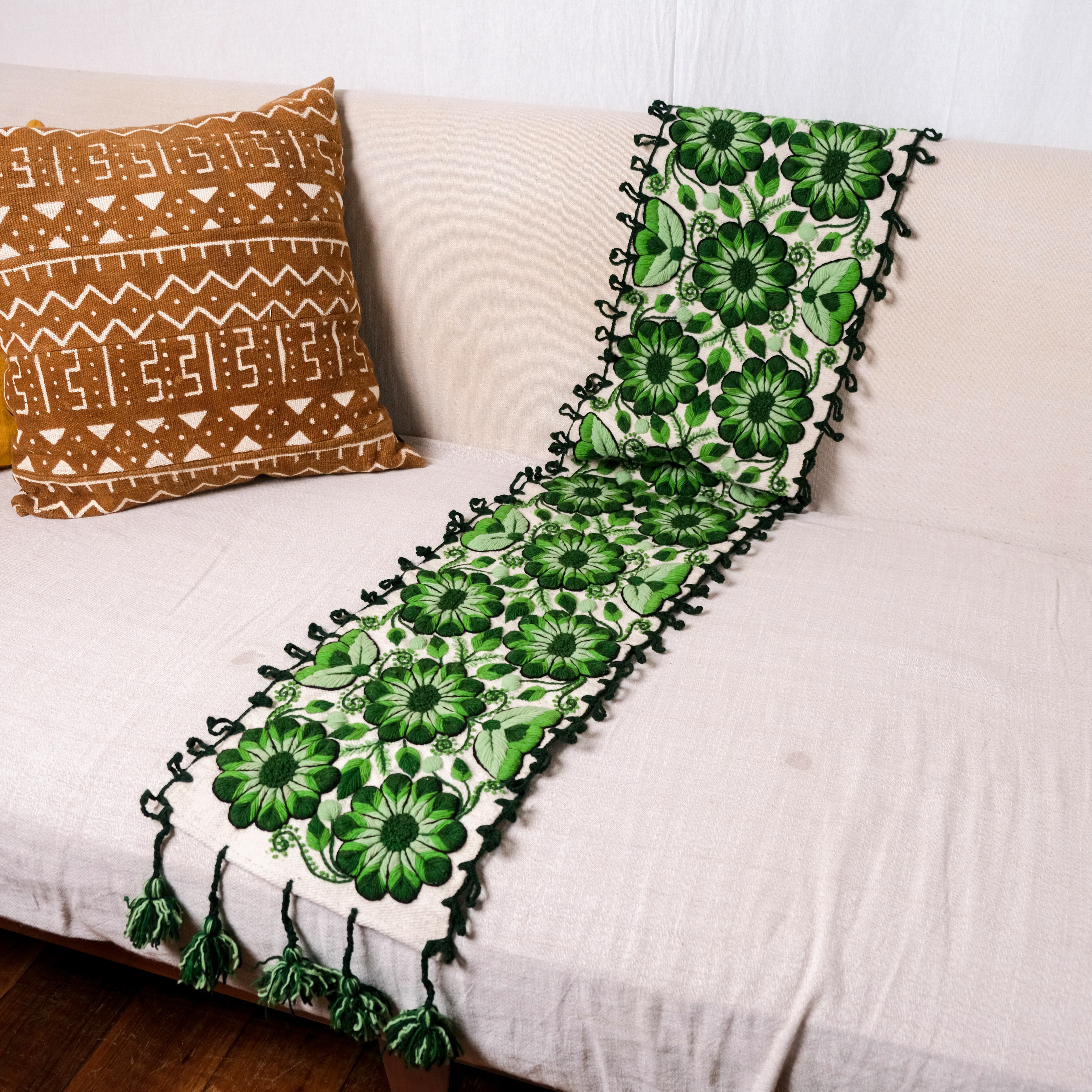 Ayacucho安地斯羊毛刺繡桌巾｜綠｜秘魯