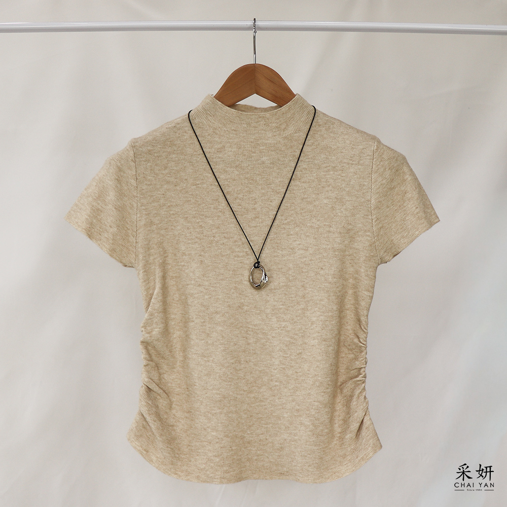 素色抓皺羅紋針織中領短袖上衣