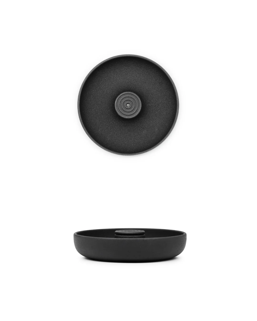 no.30-盈-線香座,粗面霧黑材質似鑄鐵,是鋅金屬的不同呈現