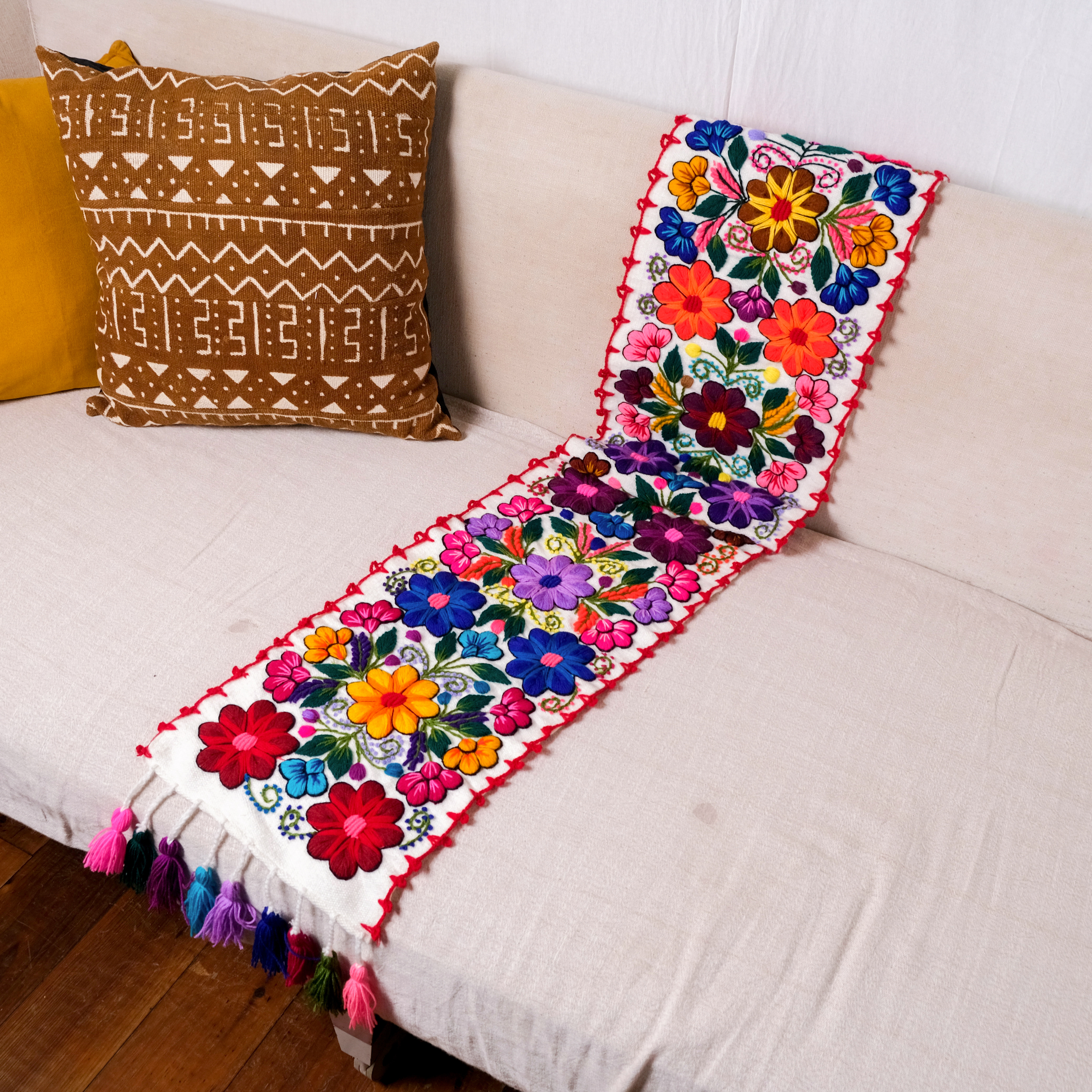 Ayacucho安地斯羊毛刺繡桌巾｜報春｜秘魯