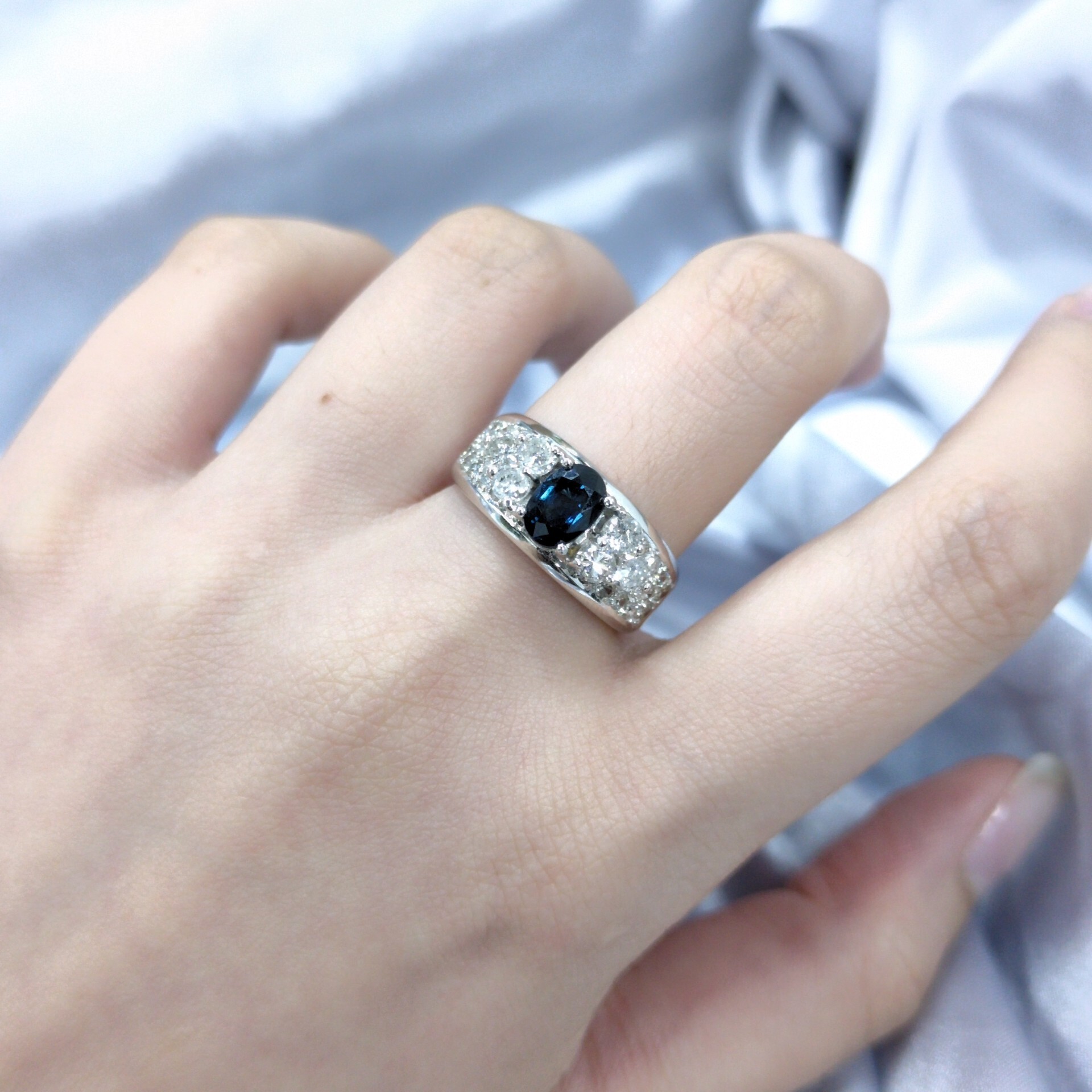 14K White Gold 1.06ct Sapphire and Diamond Ring