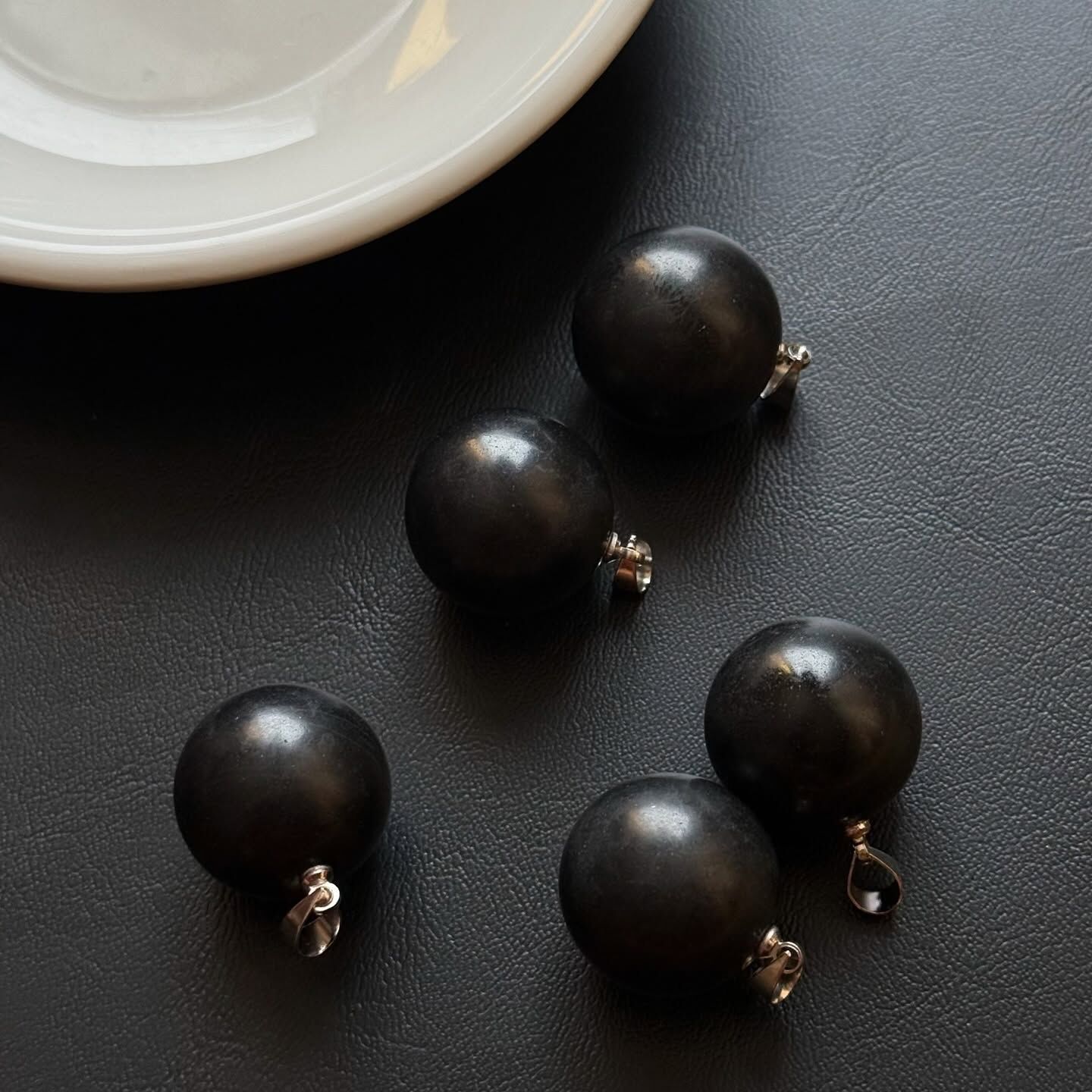 [原石] 次石墨 小球 項鏈吊墜