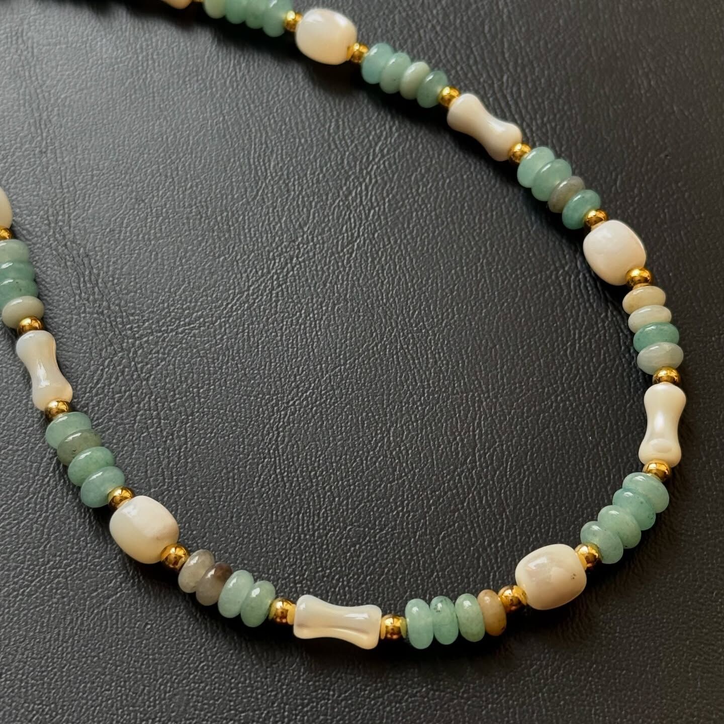 [原石] 白母貝+天河石 水晶項鏈