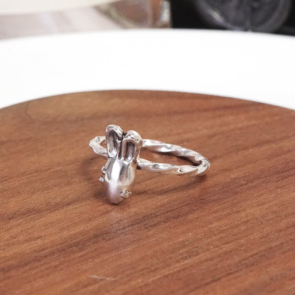 蘿蔔兔 方扭戒 925純銀戒指 Q版兔子設計