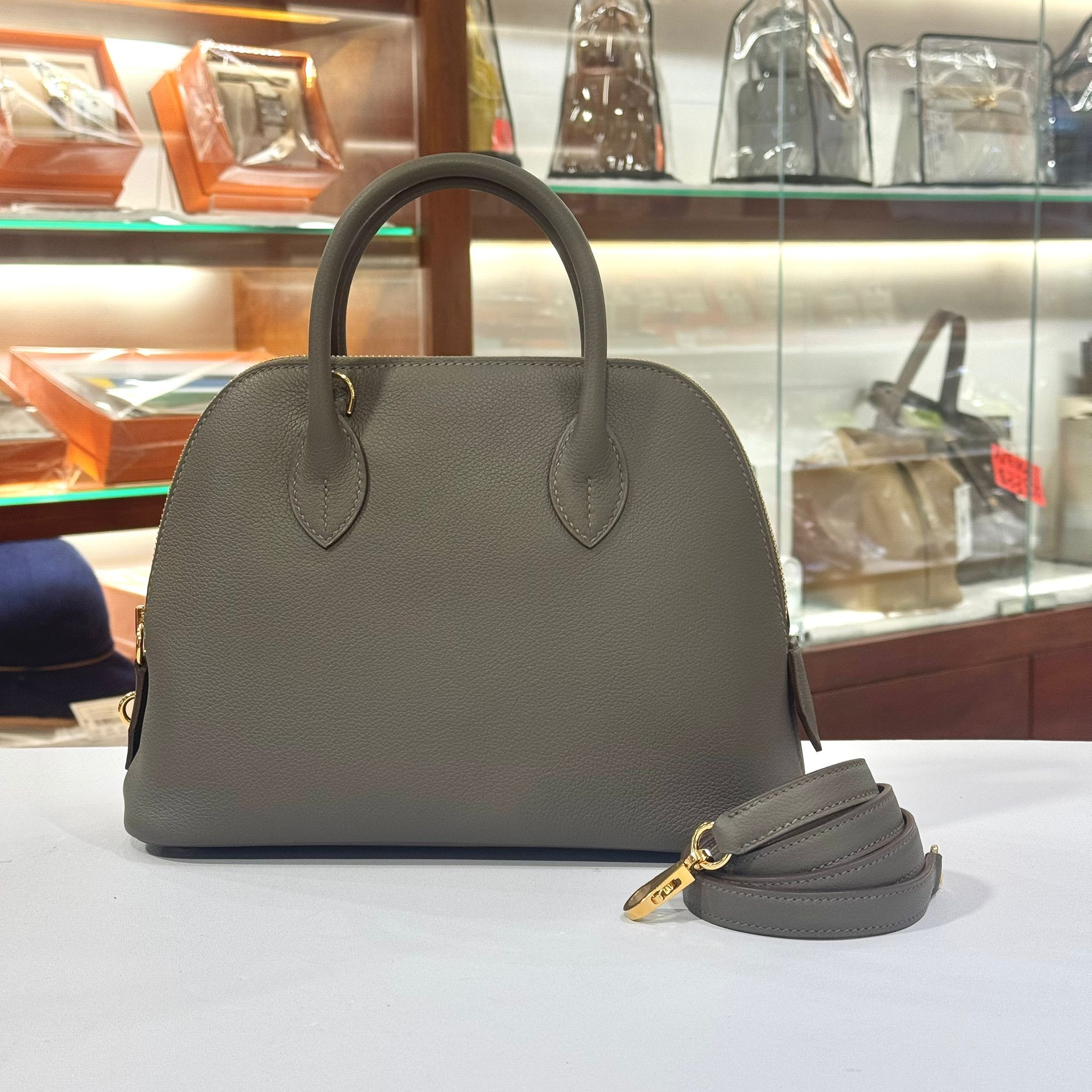 全新HERMES BOLIDE 25 Z刻 錫器灰 EVERCOLOR皮/金扣 8F PHW #BRAND NEW #香榭站正品