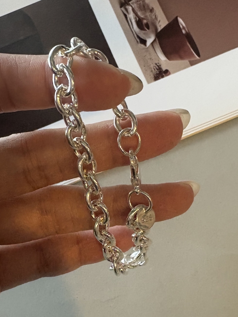 silver chain bracelet