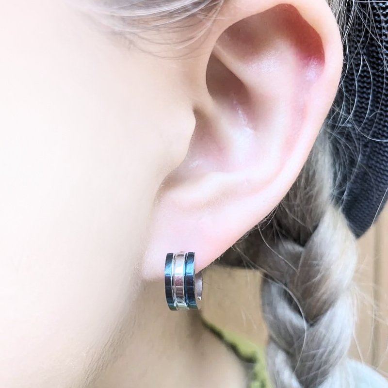 抗敏鋼 平面鋼易扣式銀藍寬面造型耳環(單支價)