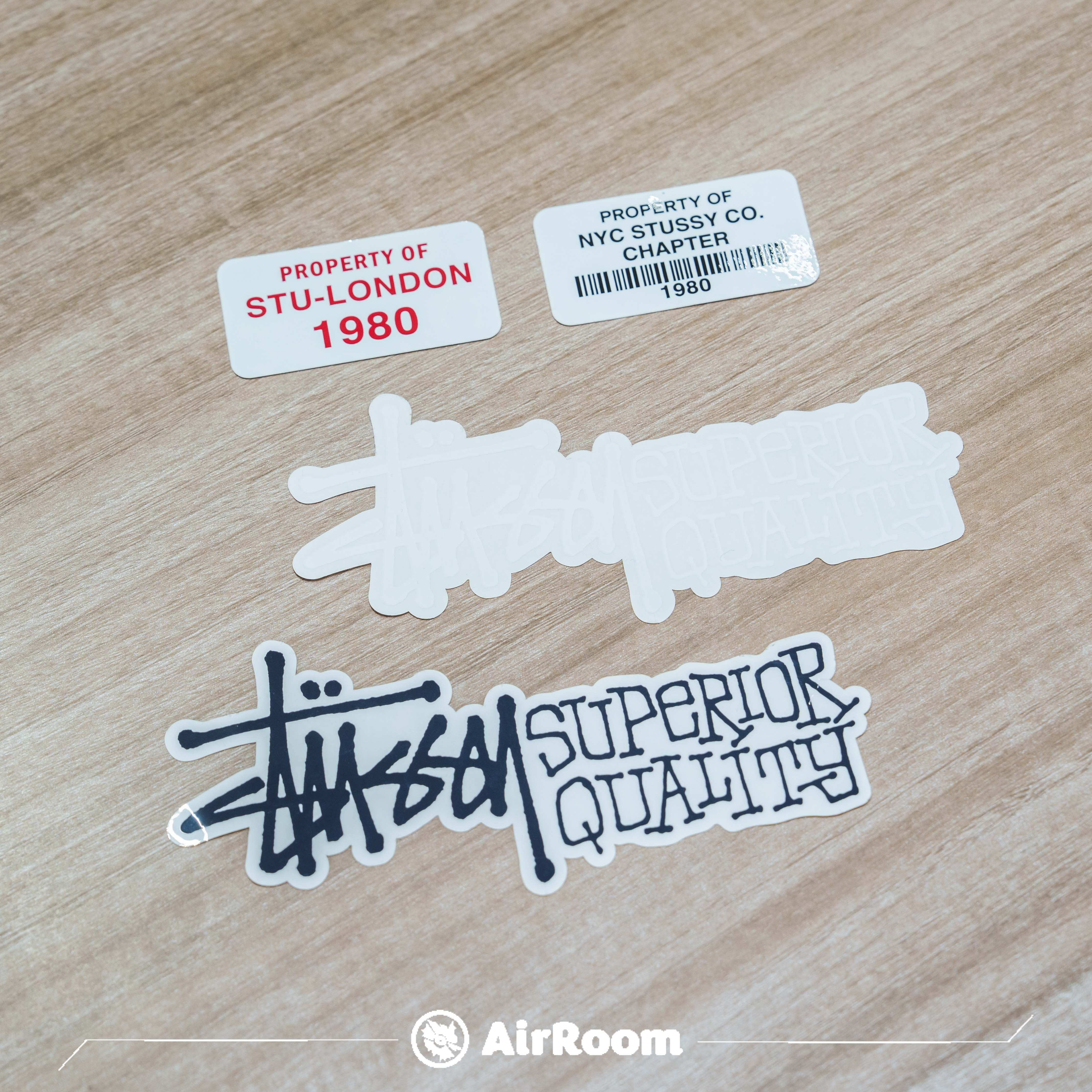 2025AW STUSSY Logo 字樣 可貼 行李箱 筆記本 條碼 1980 貼紙 現貨