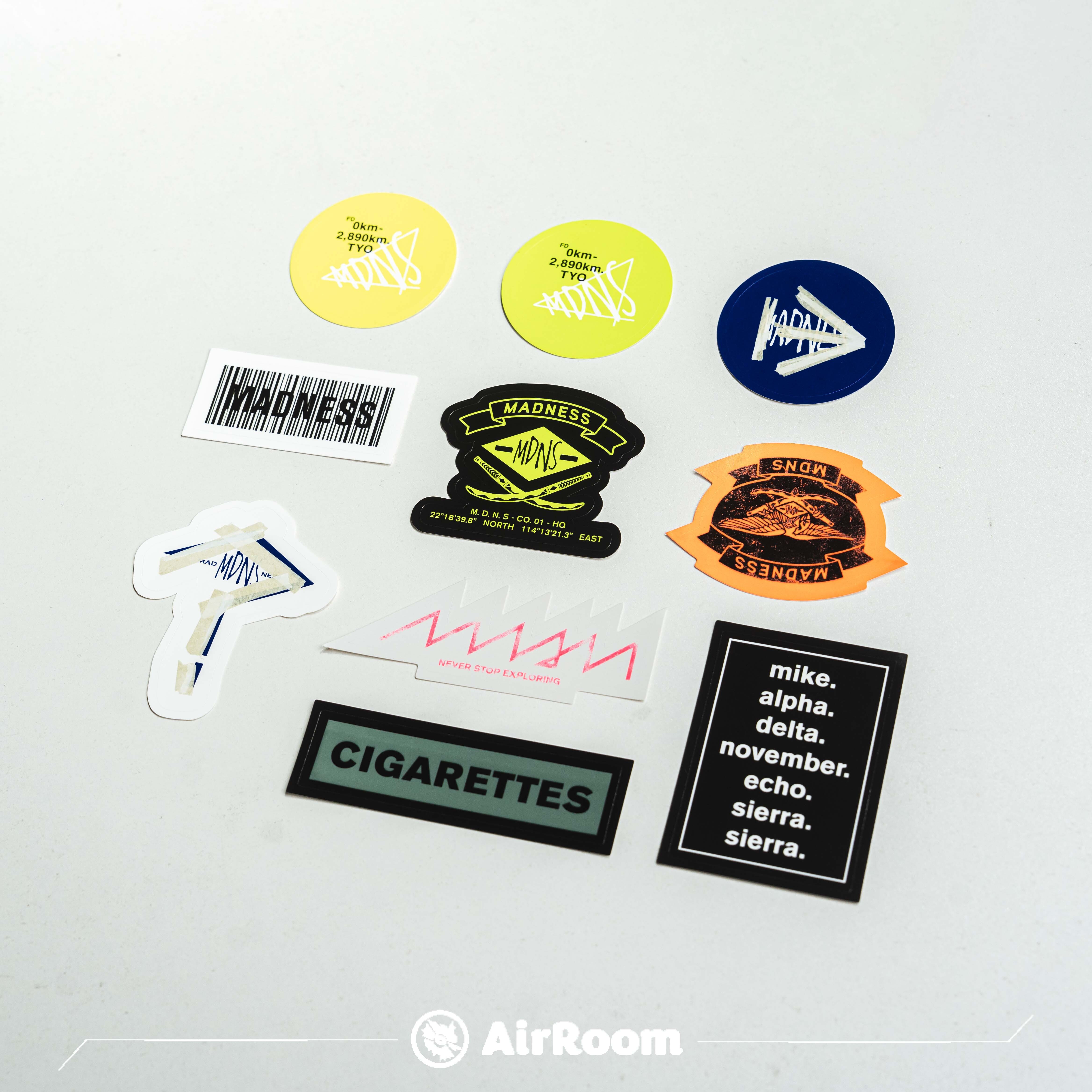 MADNESS 余文樂 絕版 可貼 行李箱 筆記本 貼紙組 一組10張 現貨