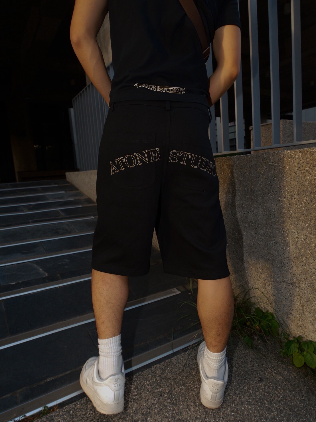 Atonestudio25ss “label jorts”