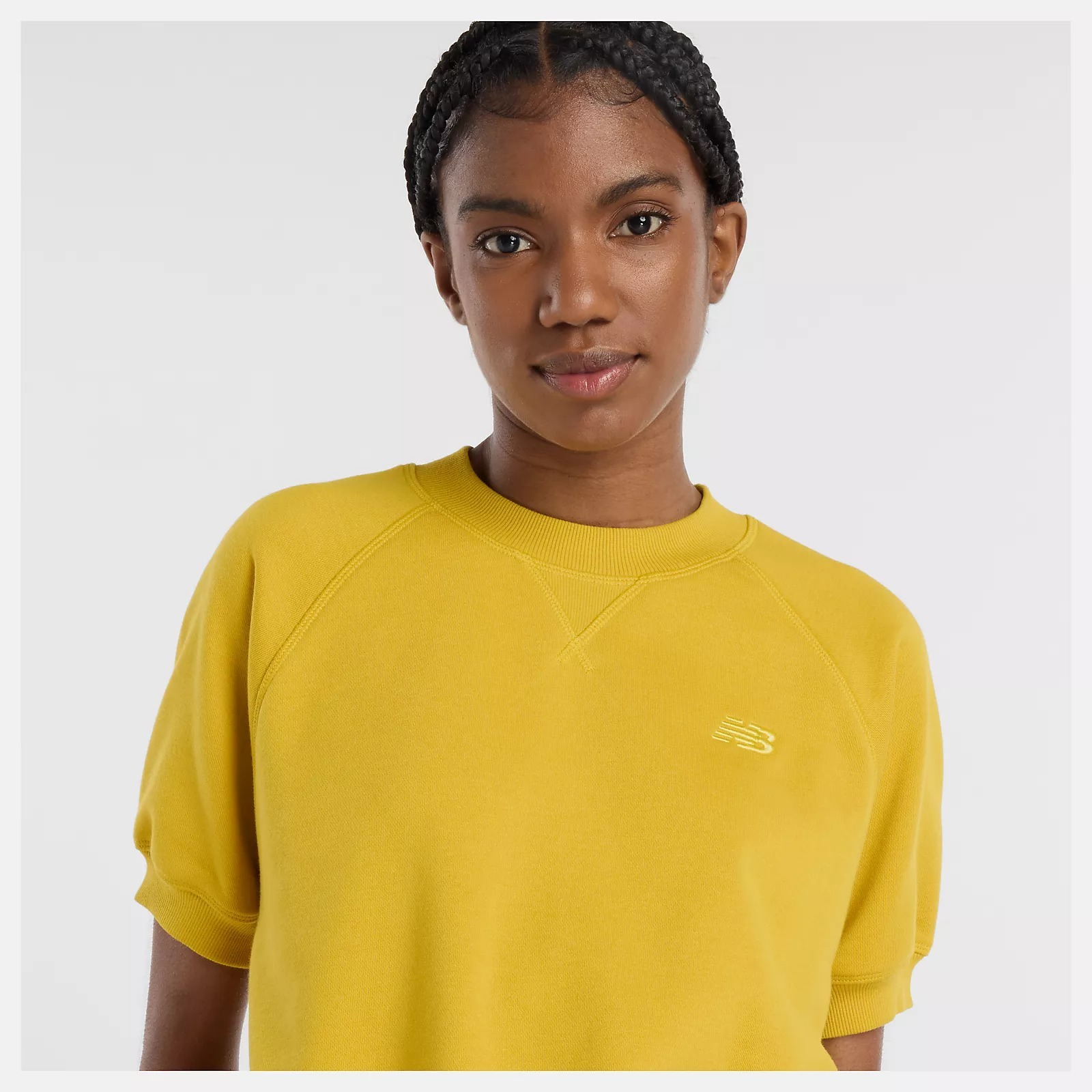 NEW BALANCE 短T NB 芥末黃 短版 棉質 短袖衛衣 女 WT53521BQG