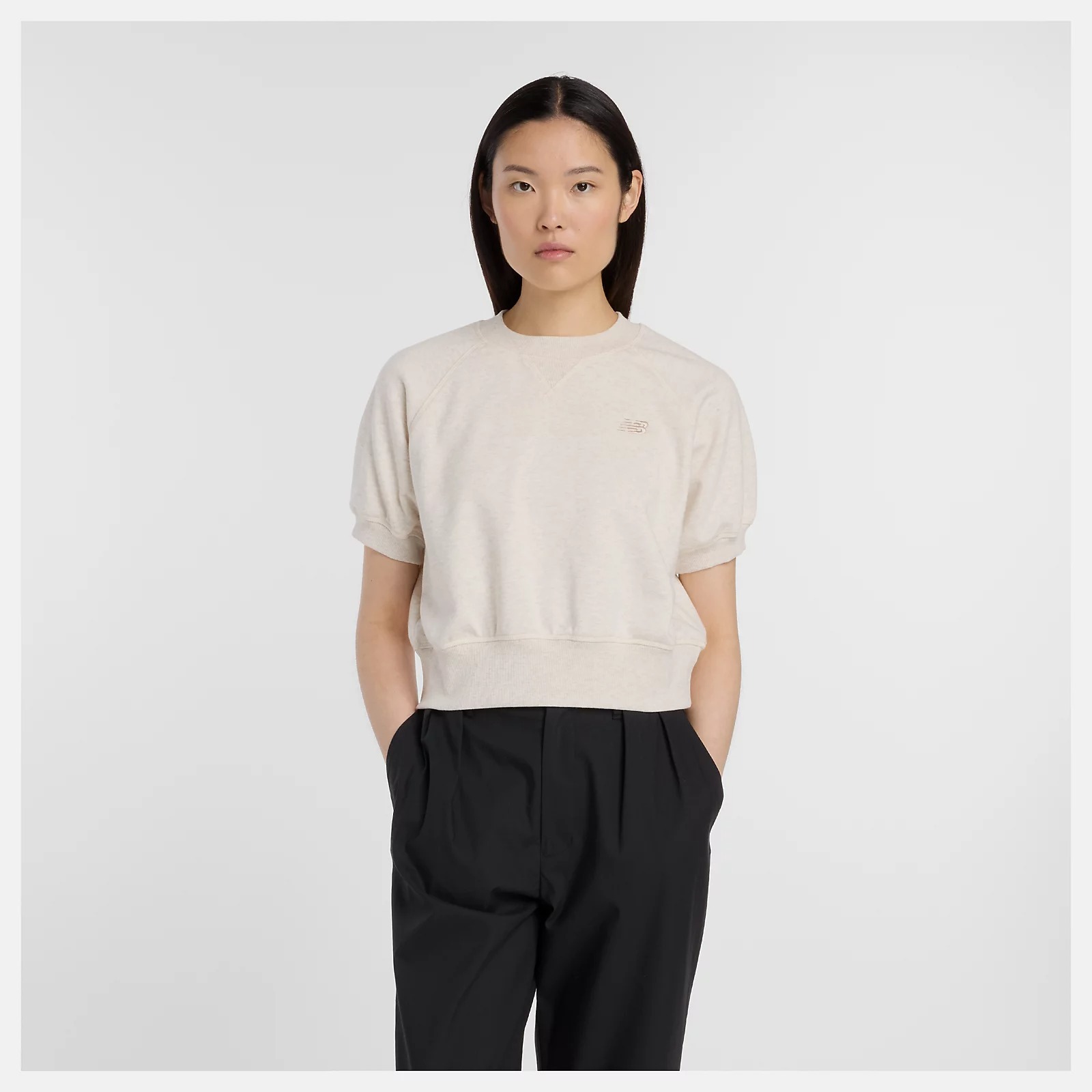 NEW BALANCE 短T NB 米色 短版 棉質 短袖衛衣 女 WT53521LIT