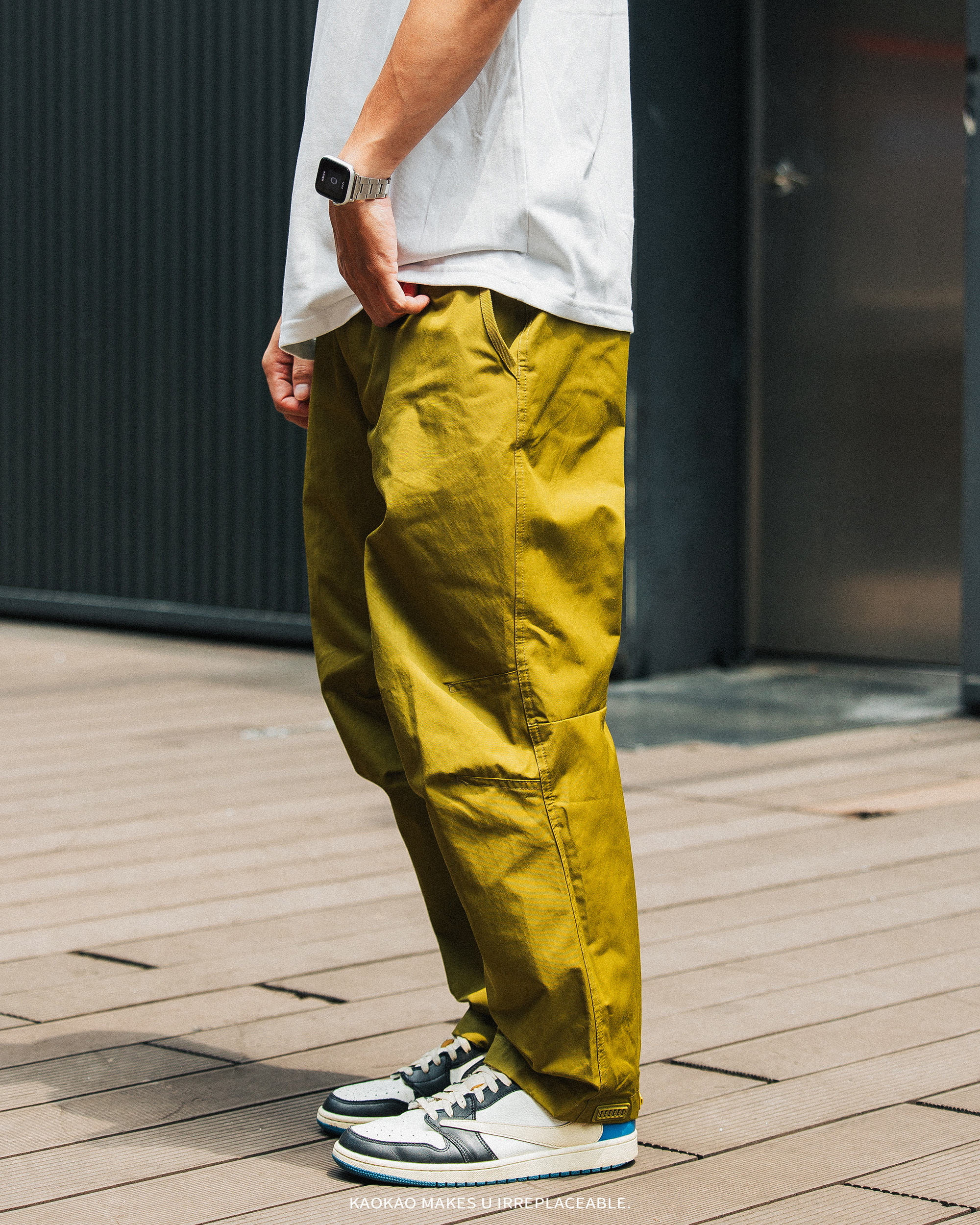 Nike 長褲 Tech Woven 男款 綠 工裝 寬版 防潑水 縮口褲 褲子 下擺按扣【FZ0711-307】