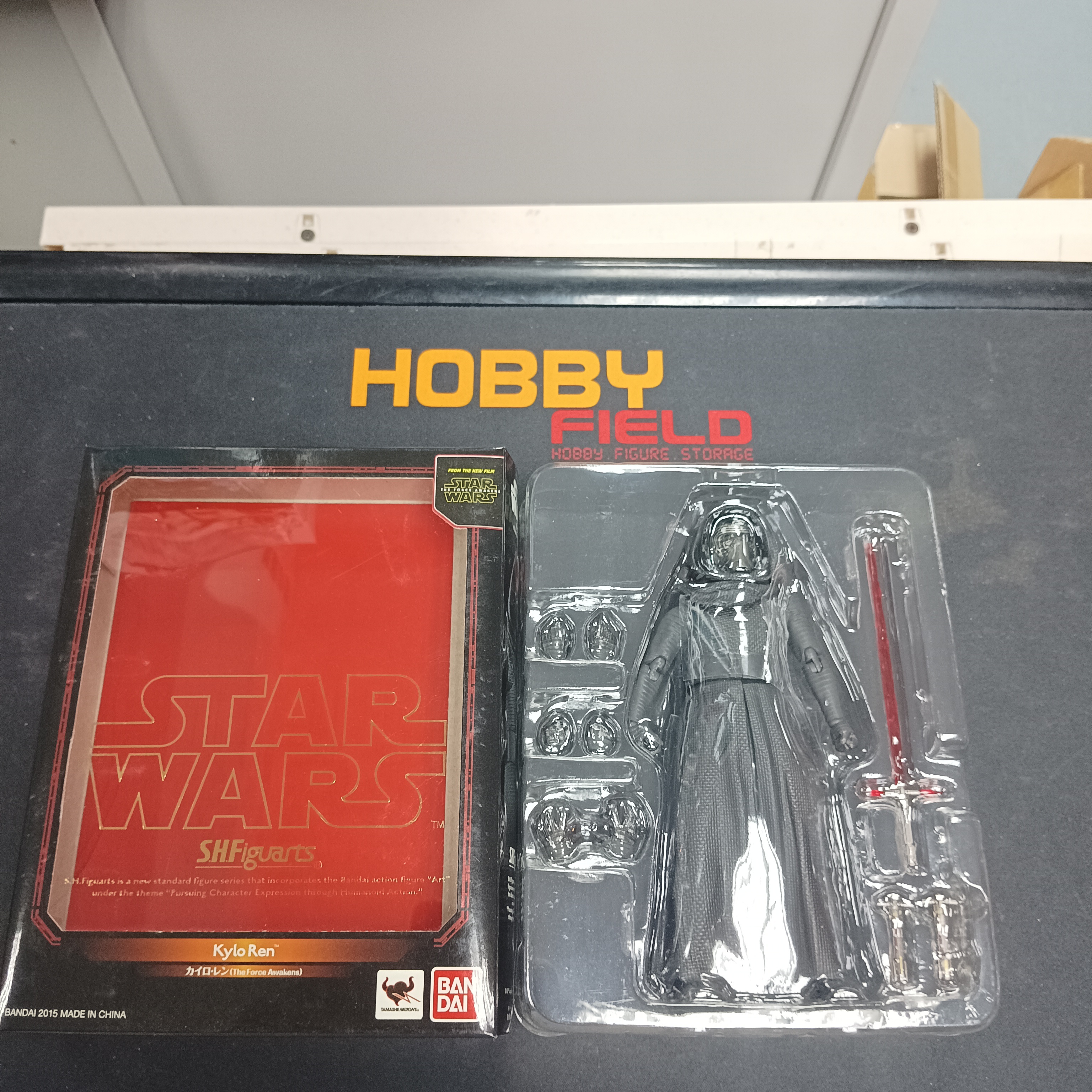 寄賣-S.H.Figuarts Kylo Ren (The Force Awakens Ver.)