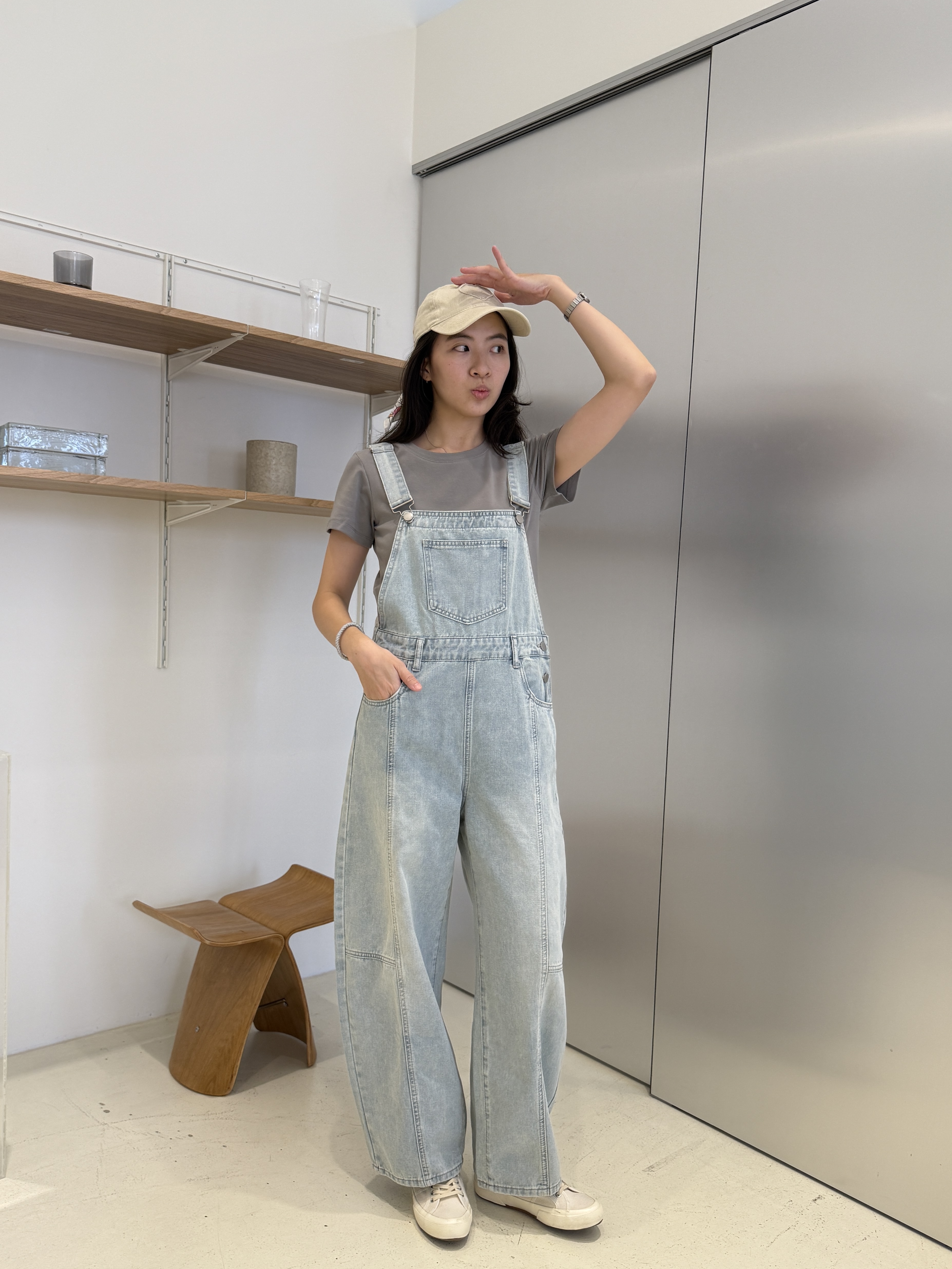 繭型牛仔吊帶褲