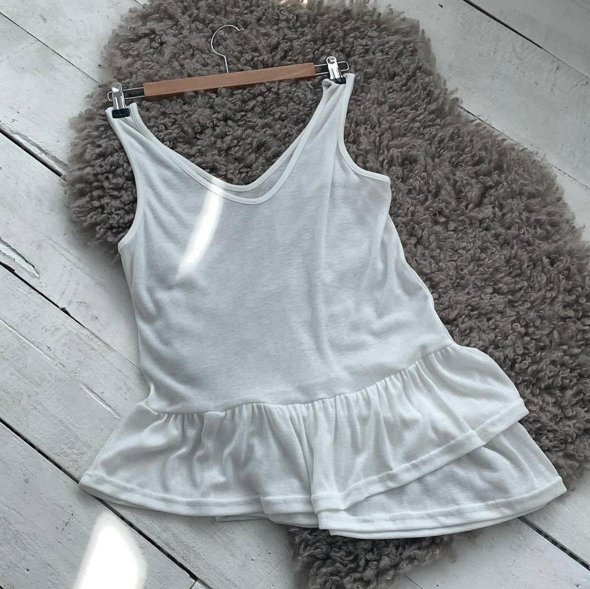 蛋糕內搭背心(米色)