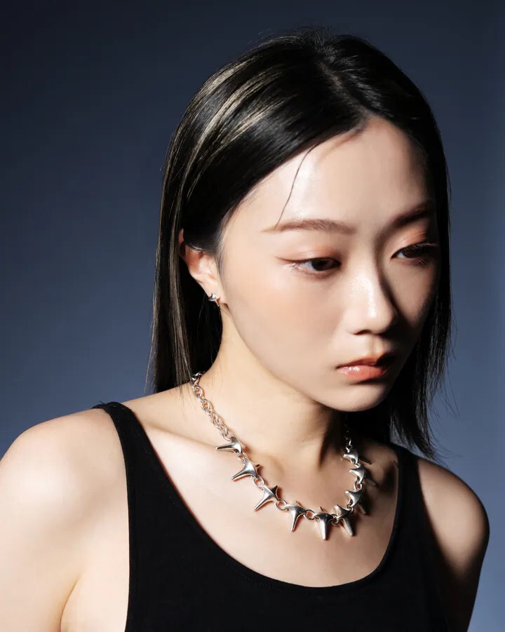 COMA SPINTRACE EARRING Antique Silver