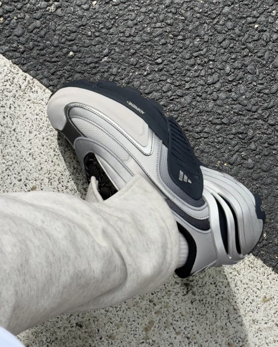 【預購】ADIDAS WONDER RUNNER TURBO "SILVER" JR3193