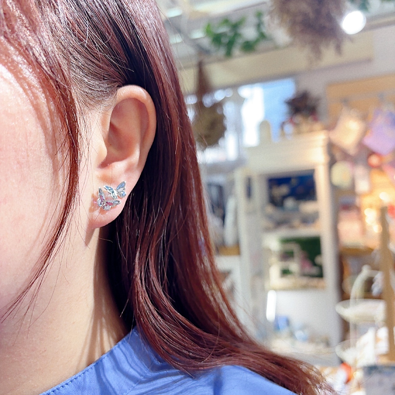 迷你蝴蝶耳環