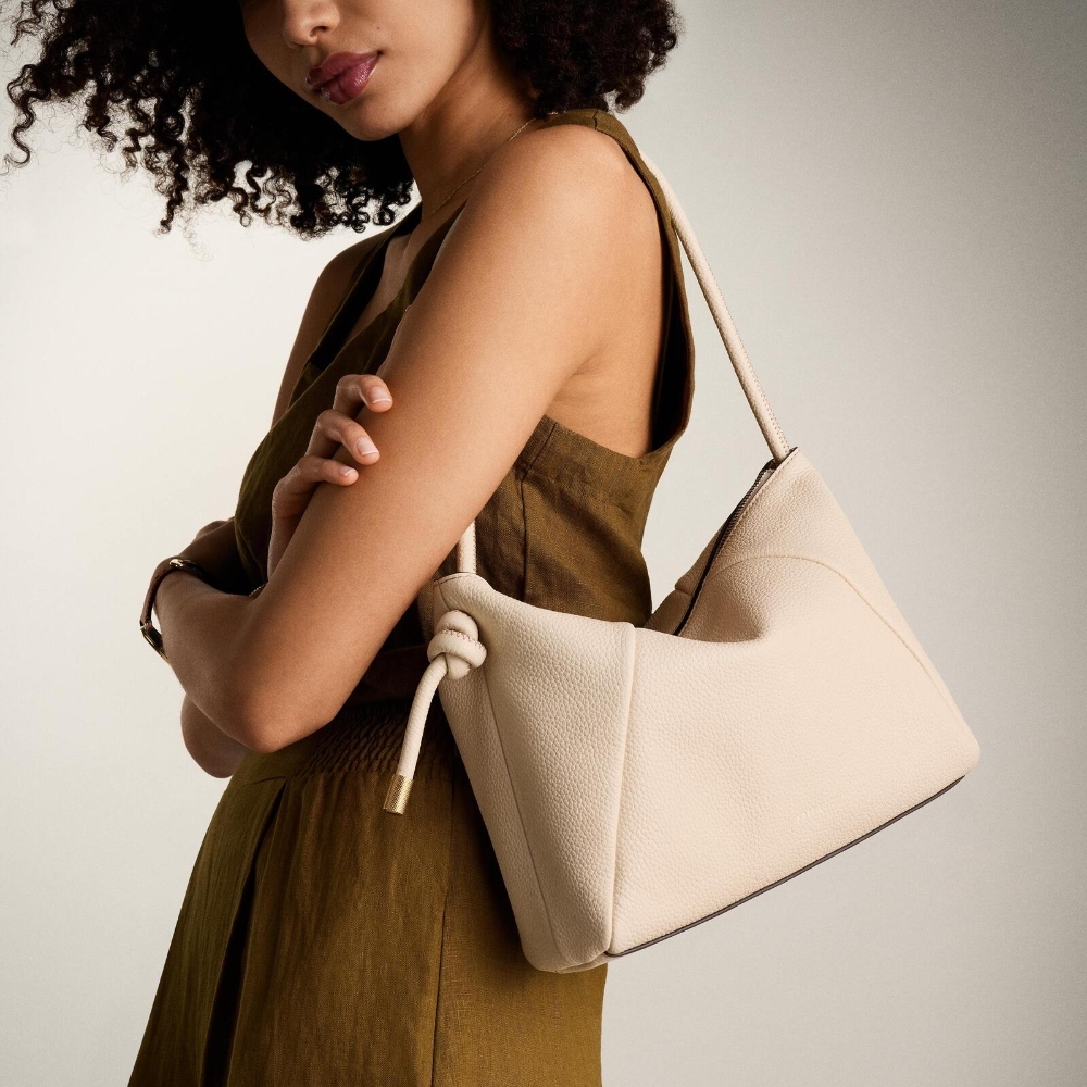 Willa 真皮肩背包-米白色 ZB11119120